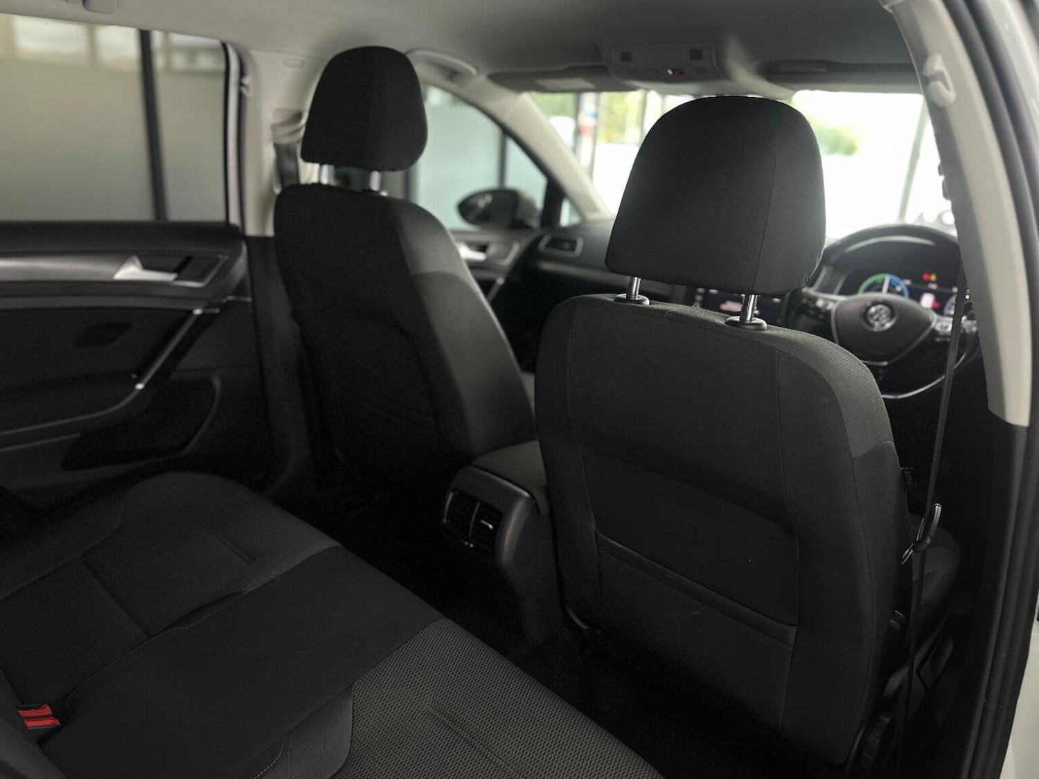 Used Volkswagen Golf 2019 for sale - 76656282: Photo 26