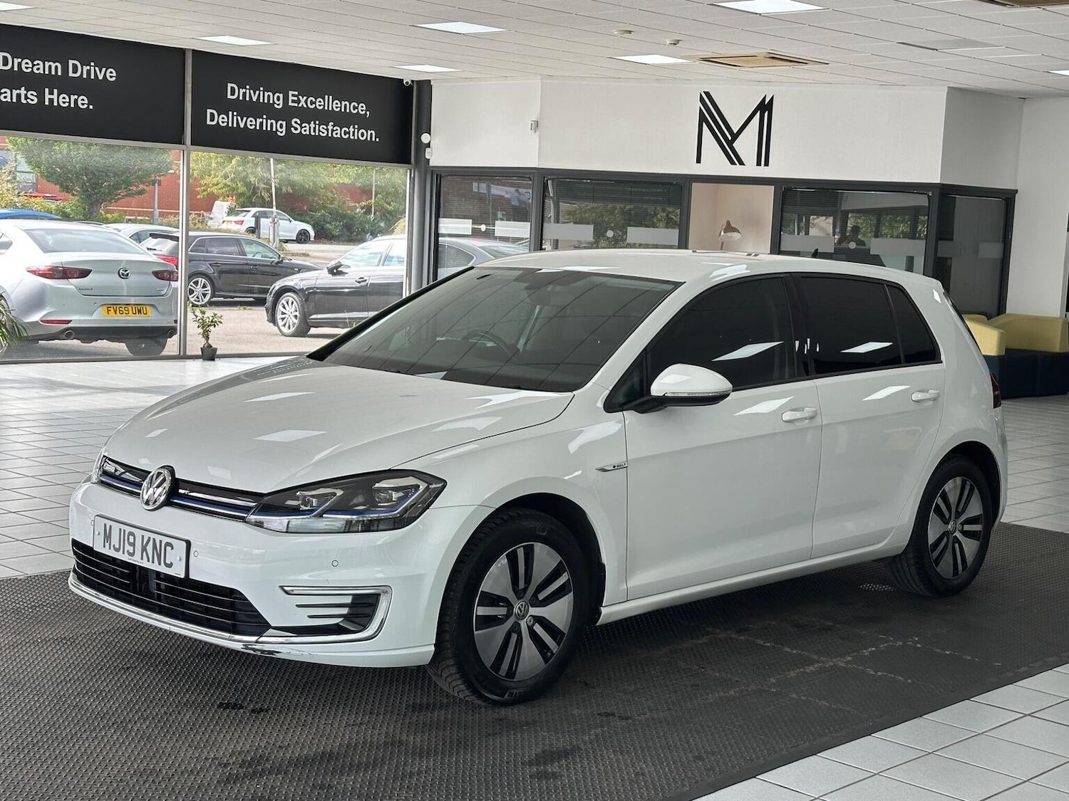 Used Volkswagen Golf 2019 for sale - 76656282: Photo 6