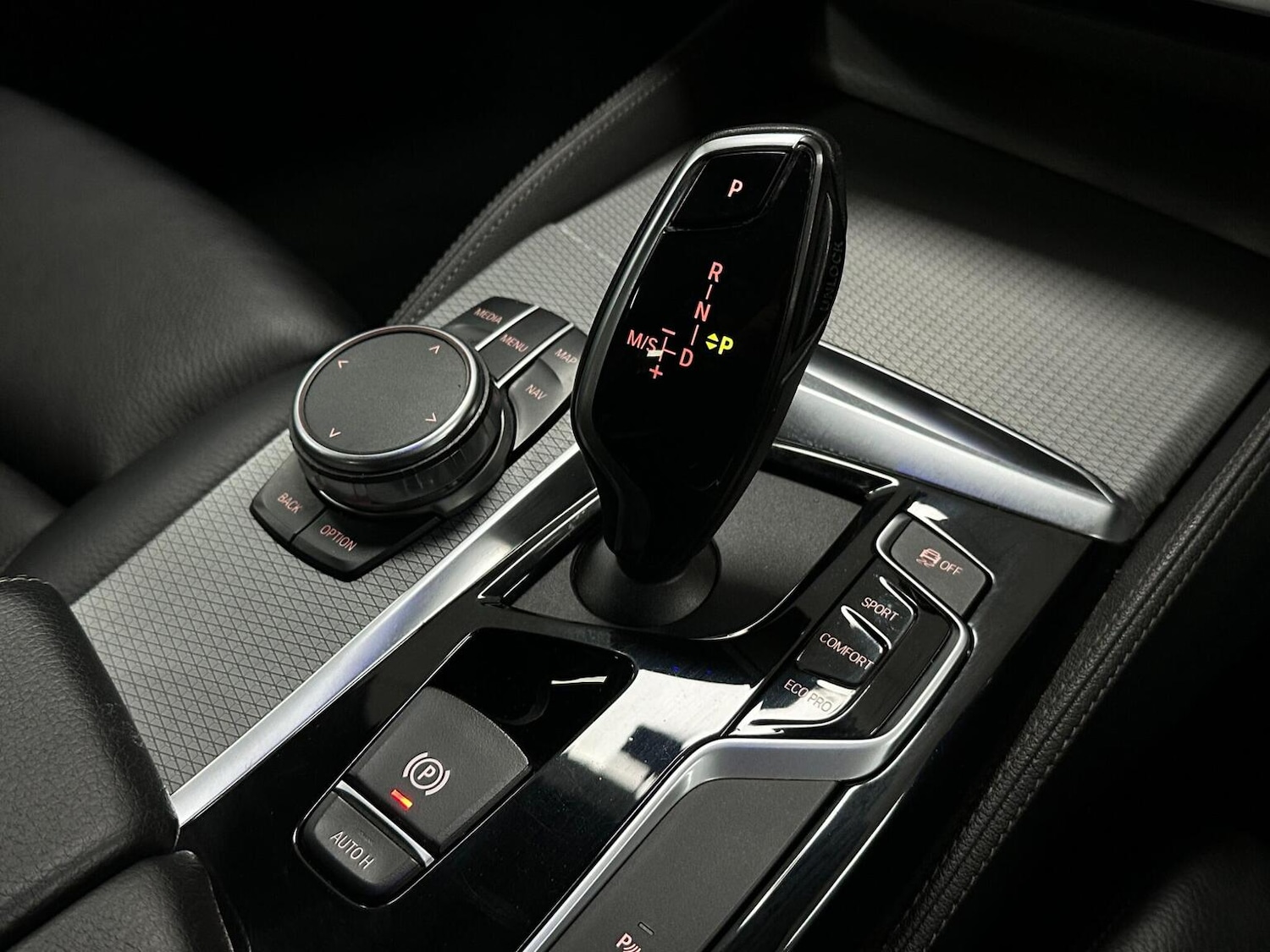 Used BMW 5 Series 2019 for sale - 76656135: Photo 24