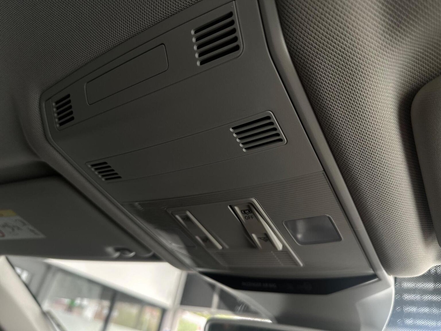 Used Volkswagen T-Roc 2019 for sale - 76656263: Photo 32