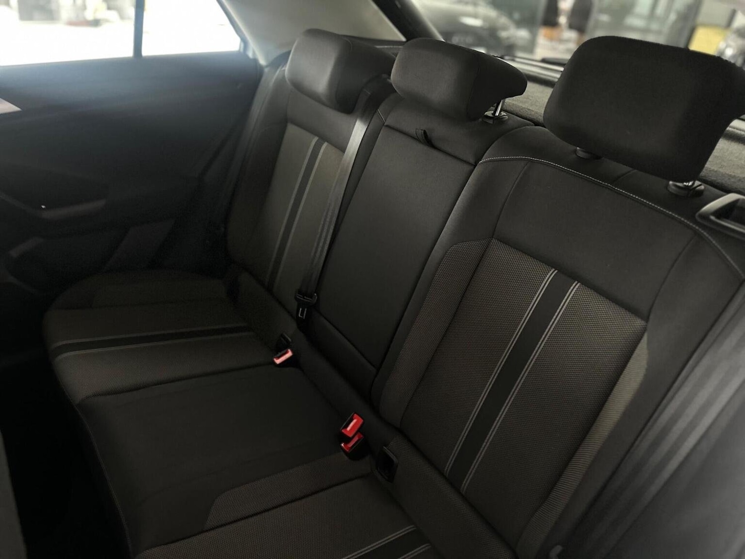 Used Volkswagen T-Roc 2019 for sale - 76656263: Photo 39