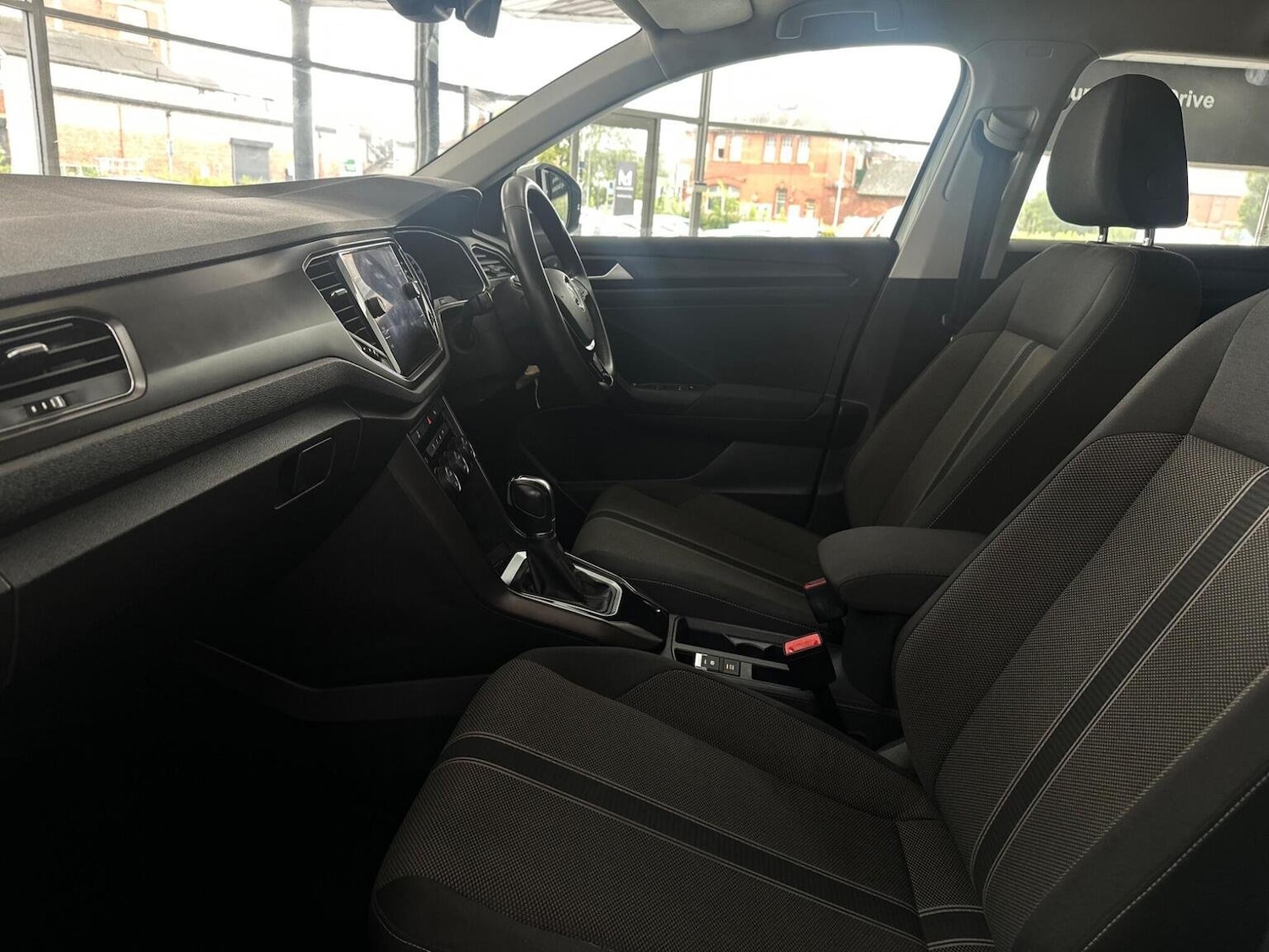 Used Volkswagen T-Roc 2019 for sale - 76656263: Photo 41