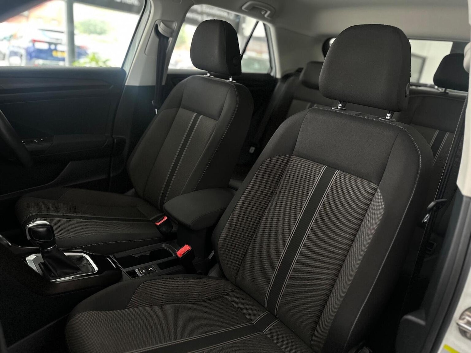 Used Volkswagen T-Roc 2019 for sale - 76656263: Photo 42