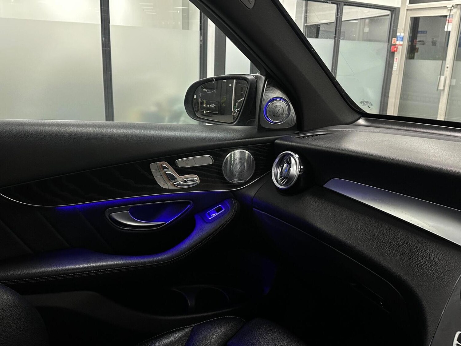 Used Mercedes-Benz GLC 2017 for sale - 76655996: Photo 33