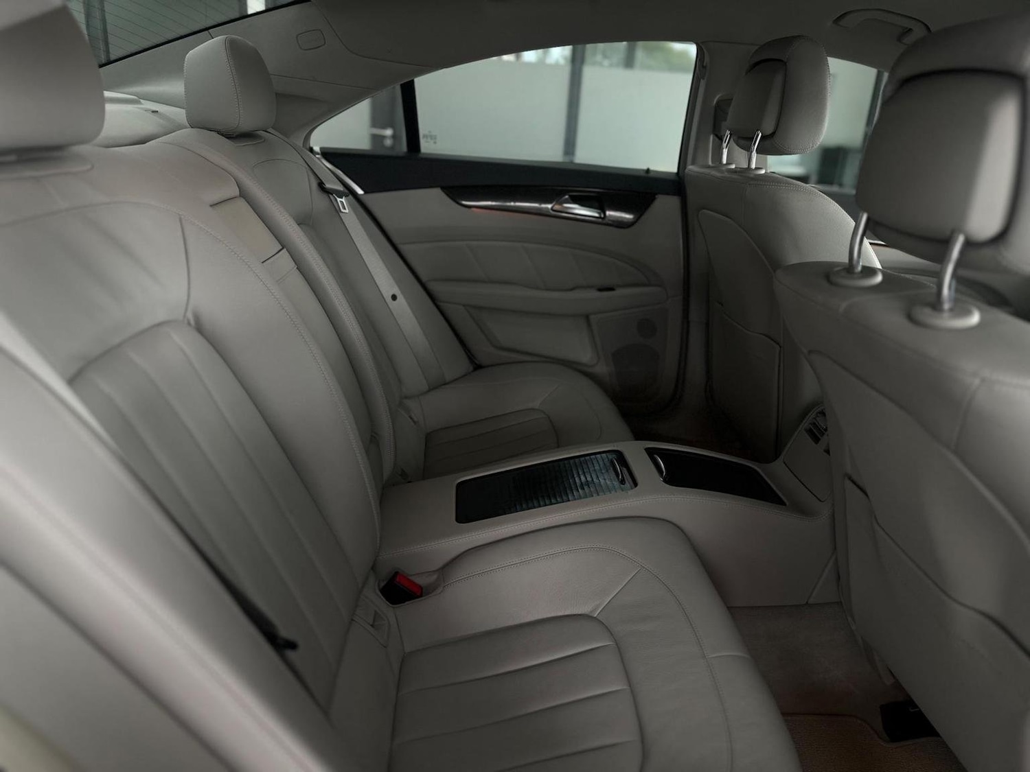 Used Mercedes-Benz CLS 2011 for sale - 76656252: Photo 34