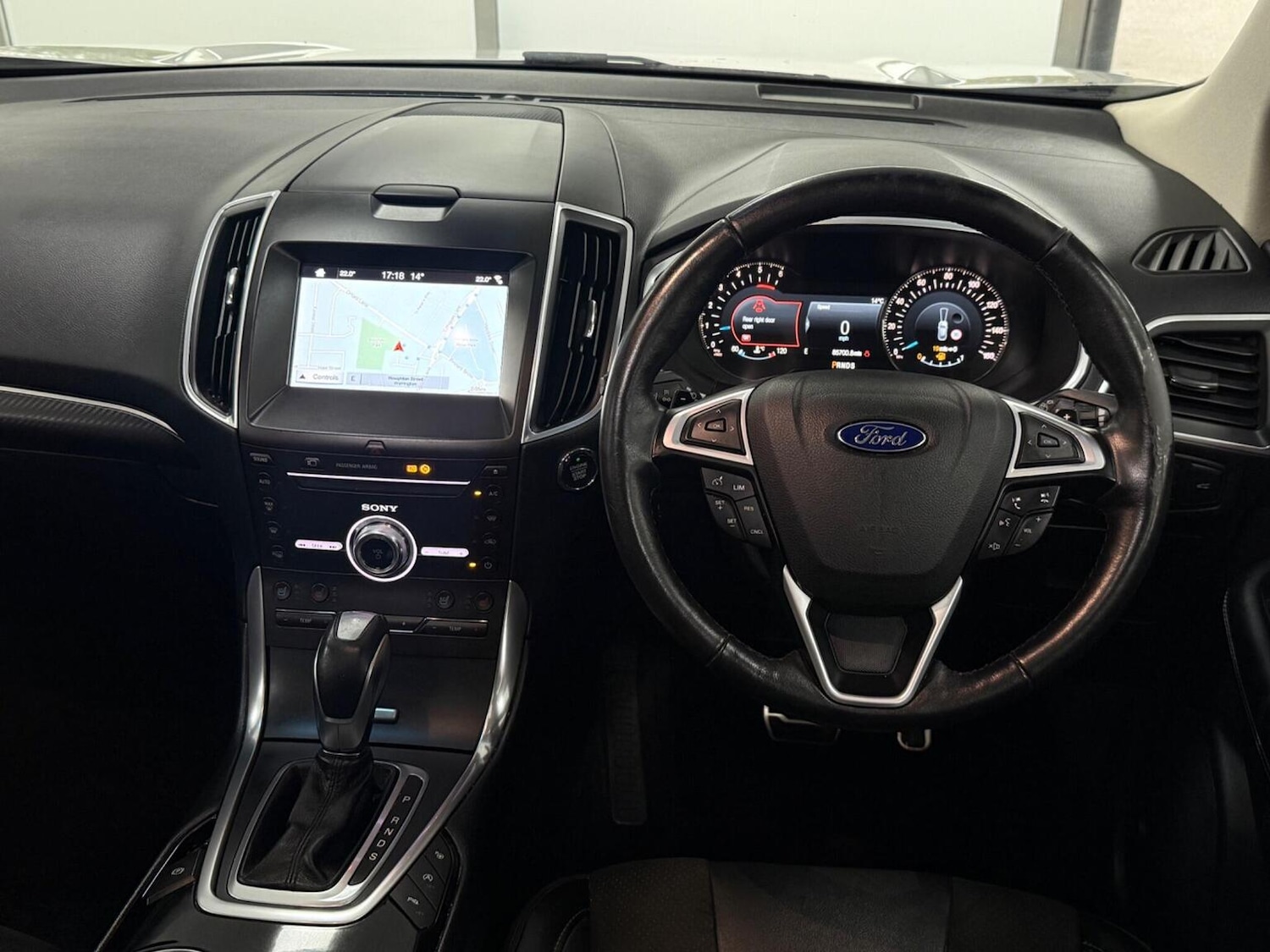 Used Ford Edge 2018 for sale - 76656202: Photo 17