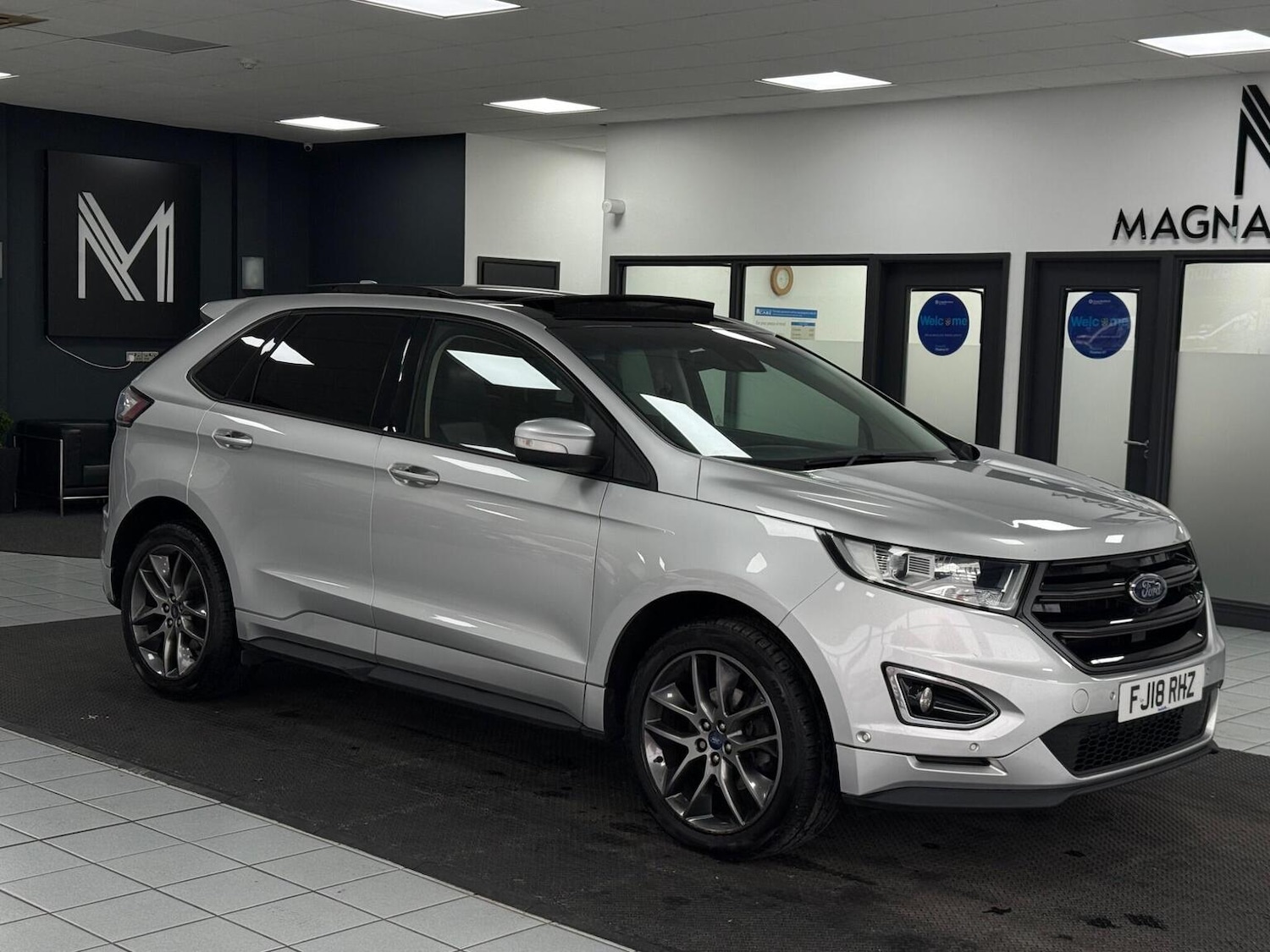 Used Ford Edge 2018 for sale - 76656202: Photo 2