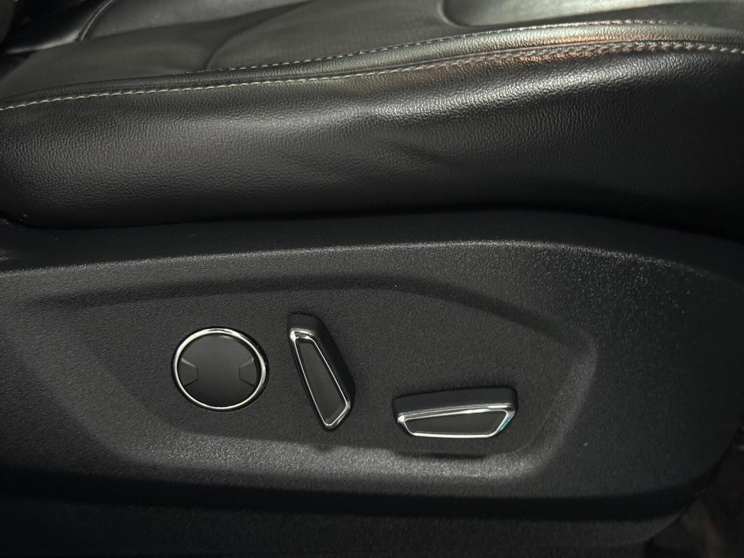 Used Ford Edge 2018 for sale - 76656202: Photo 20