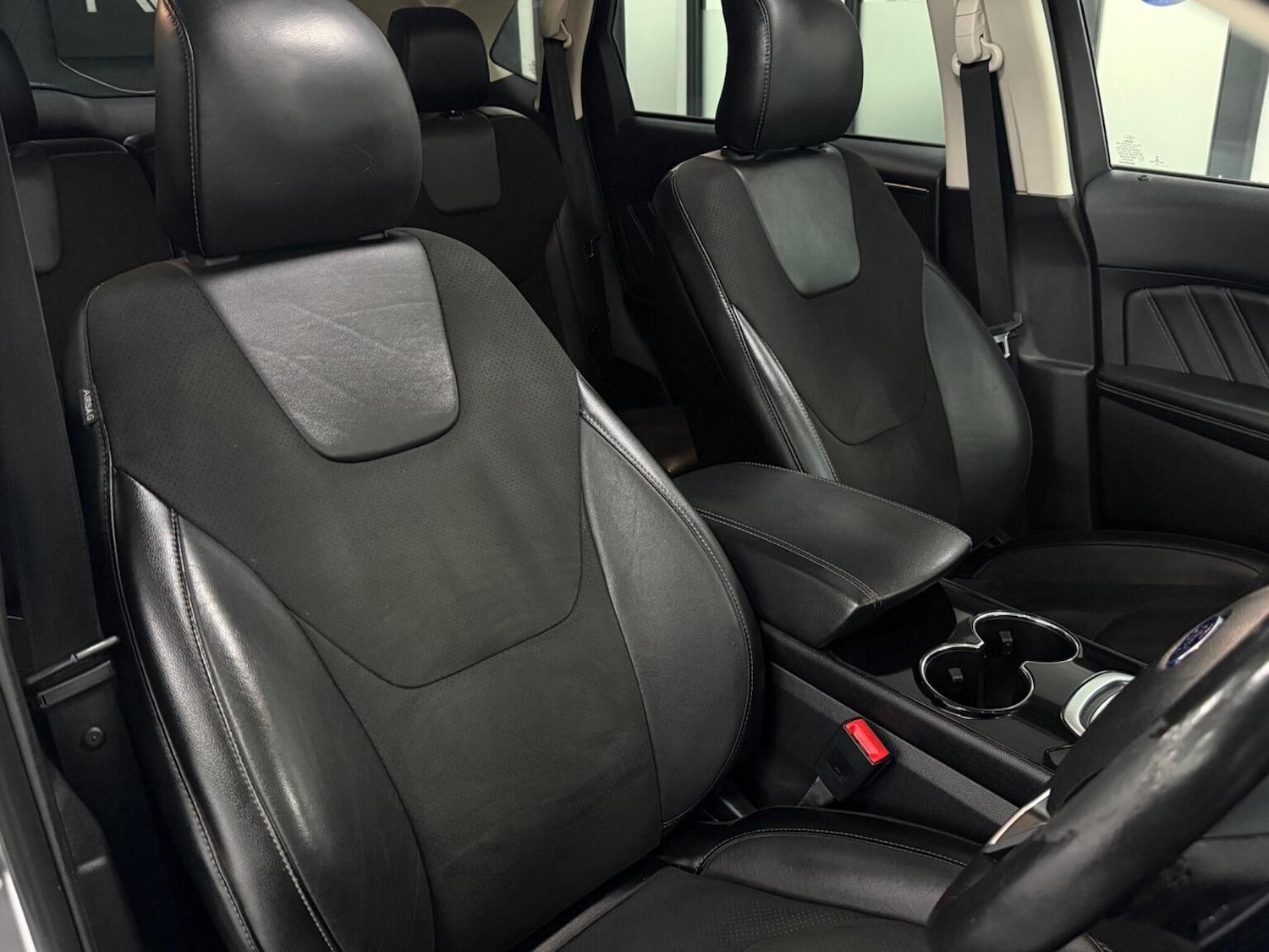 Used Ford Edge 2018 for sale - 76656202: Photo 23