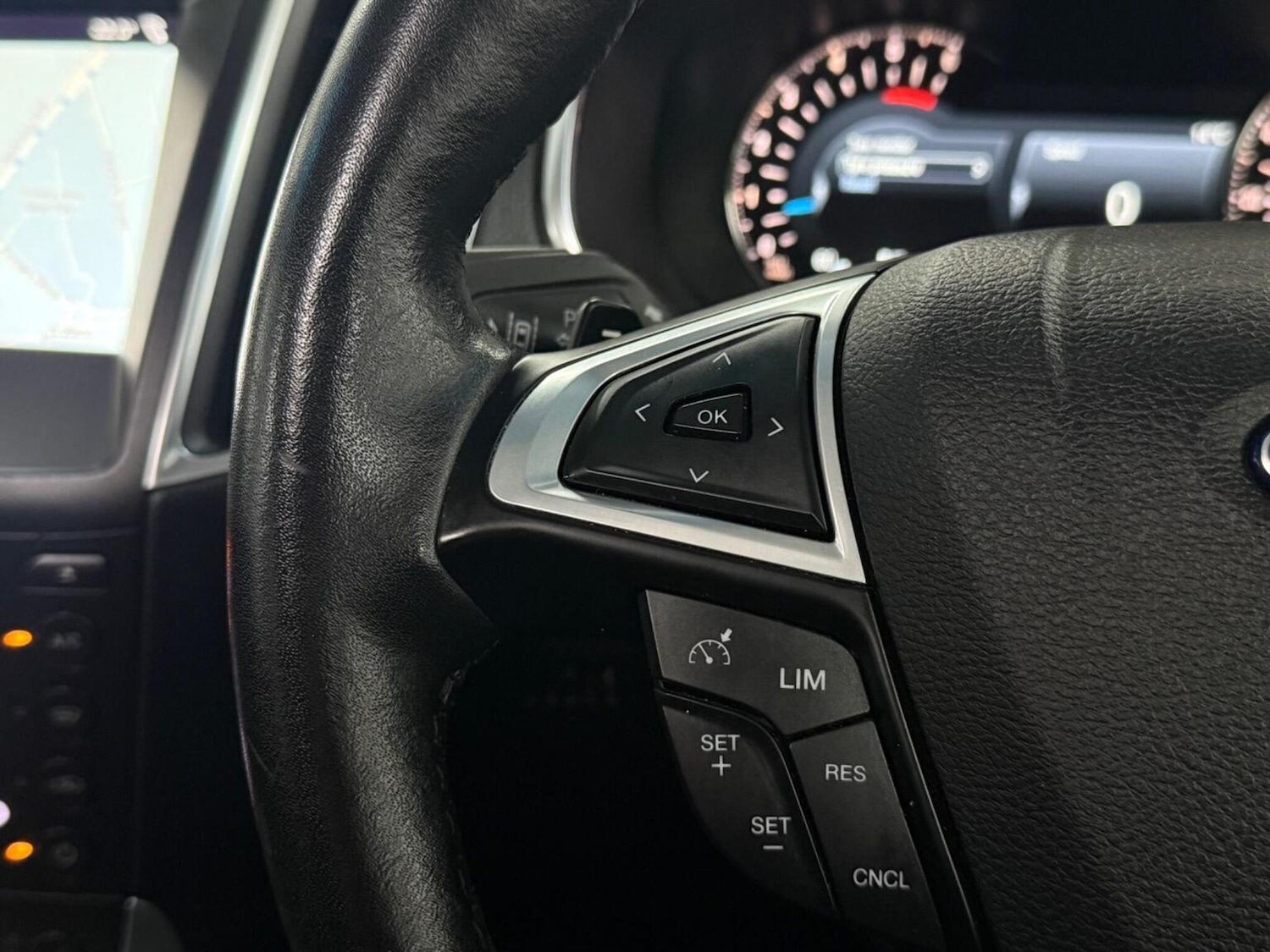 Used Ford Edge 2018 for sale - 76656202: Photo 27