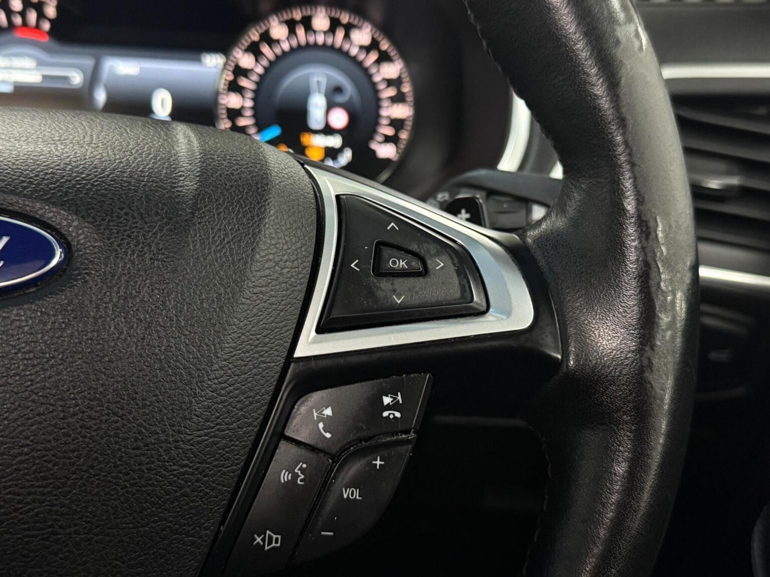 Used Ford Edge 2018 for sale - 76656202: Photo 28