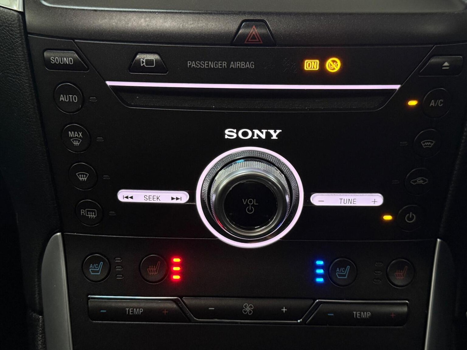 Used Ford Edge 2018 for sale - 76656202: Photo 29