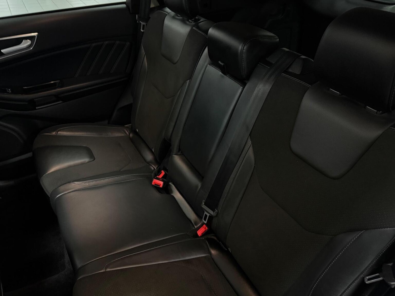 Used Ford Edge 2018 for sale - 76656202: Photo 39