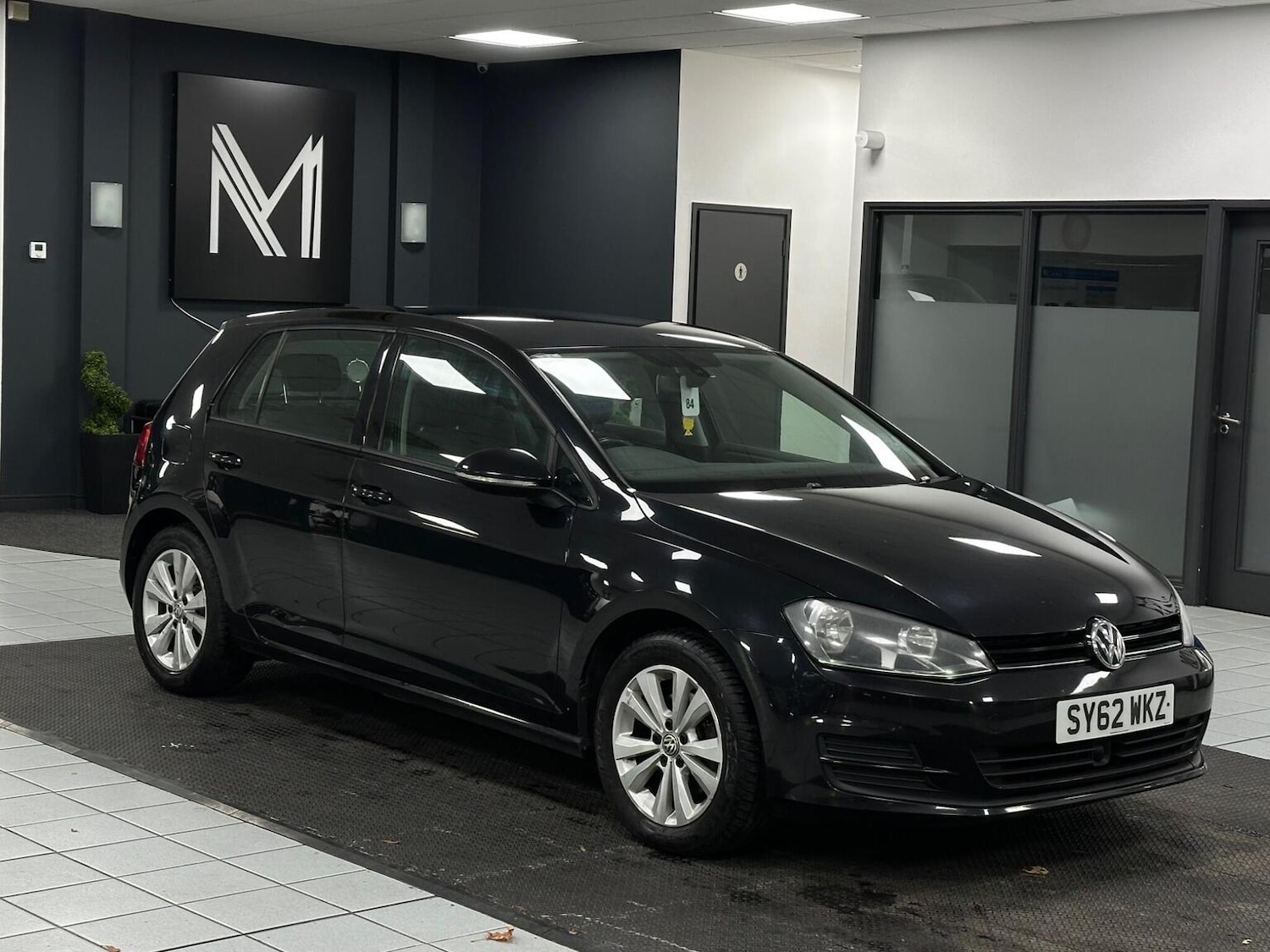 Used Volkswagen Golf 2013 for sale - 76687137: Photo 1