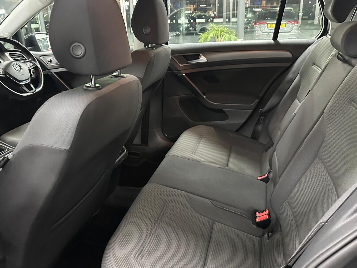 Used Volkswagen Golf 2013 for sale - 76687137: Photo 30