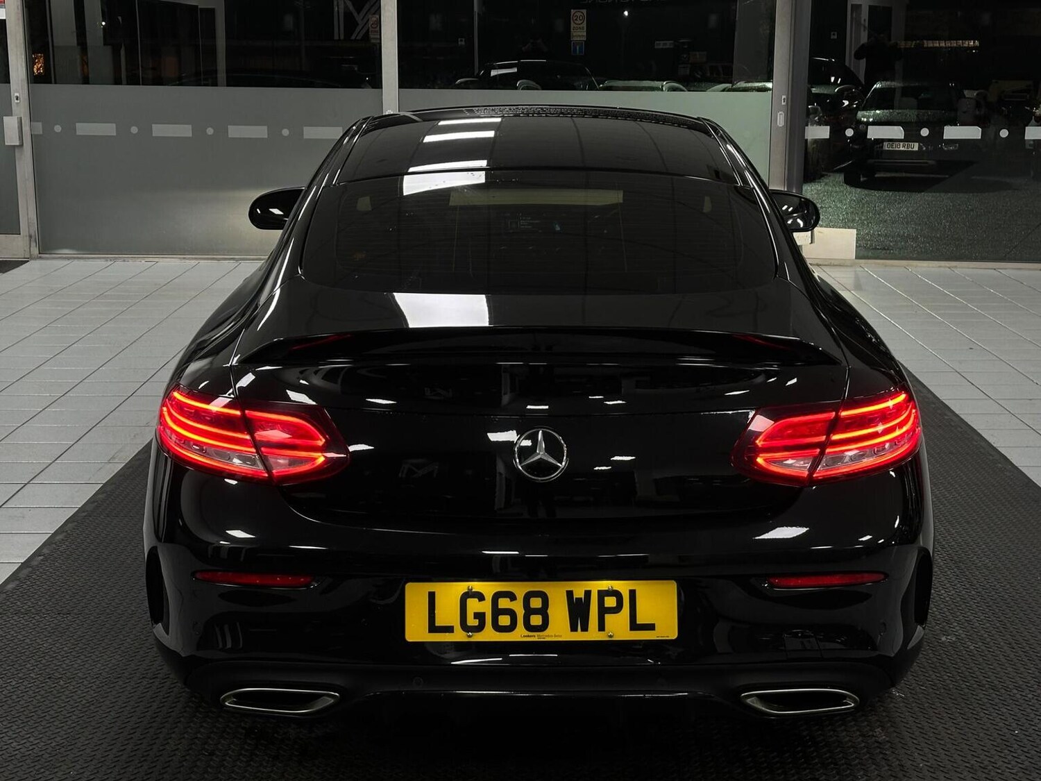 Used Mercedes-Benz C Class 2018 for sale - 76656148: Photo 11