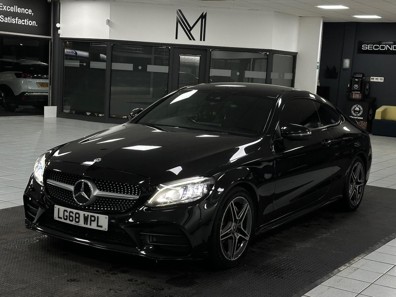 Used Mercedes-Benz C Class 2018 for sale - 76656148: Photo 6