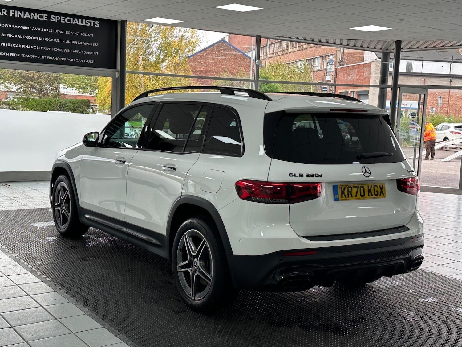 Used Mercedes-Benz GLB 2020 for sale - 76656124: Photo 12