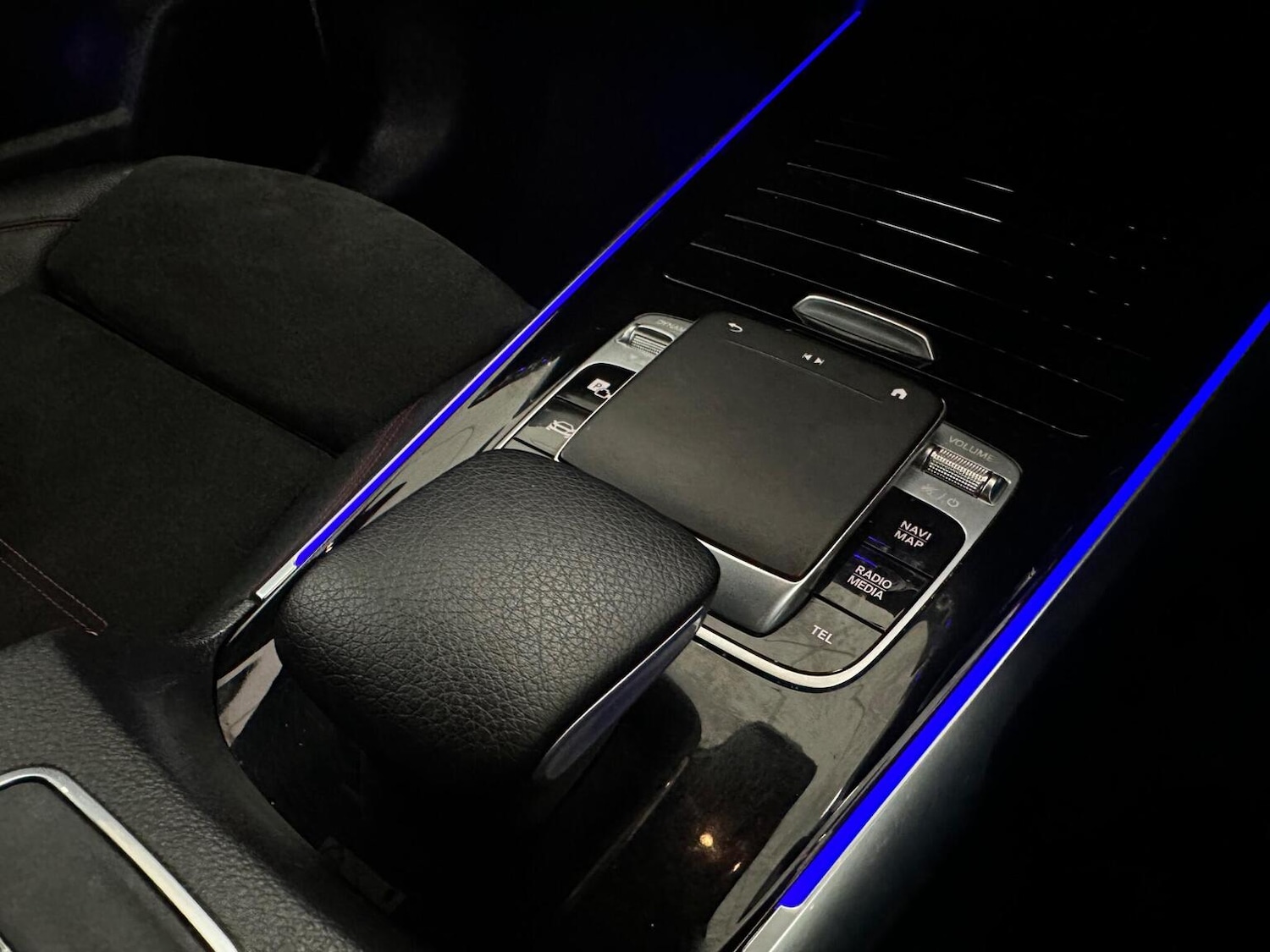 Used Mercedes-Benz GLB 2020 for sale - 76656124: Photo 25