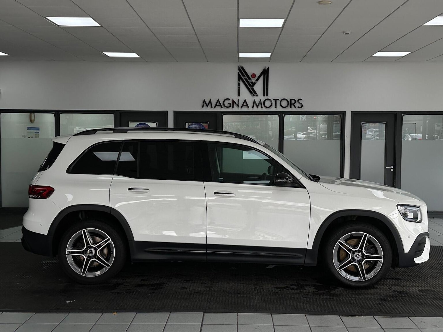 Used Mercedes-Benz GLB 2020 for sale - 76656124: Photo 4