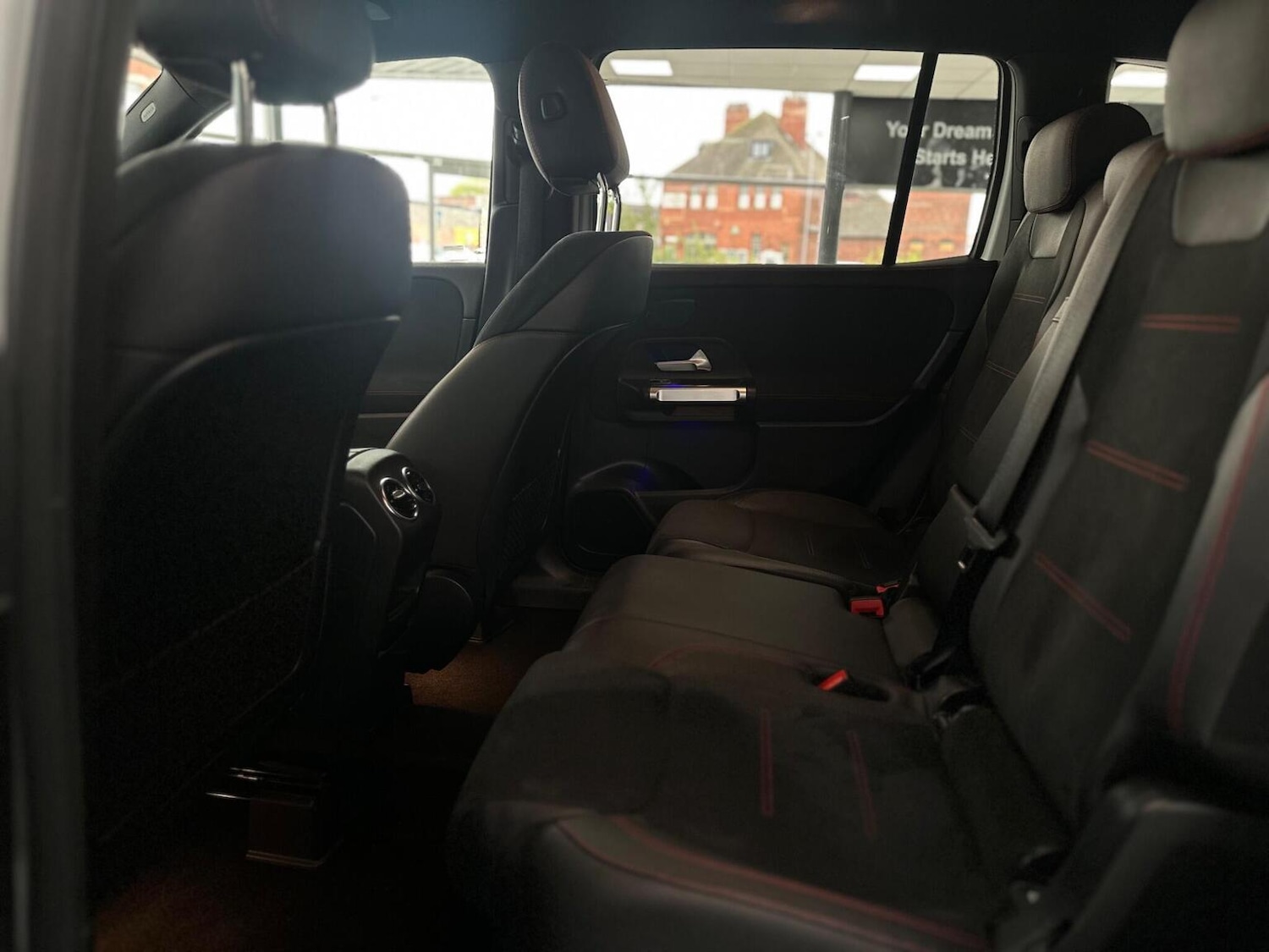 Used Mercedes-Benz GLB 2020 for sale - 76656124: Photo 40