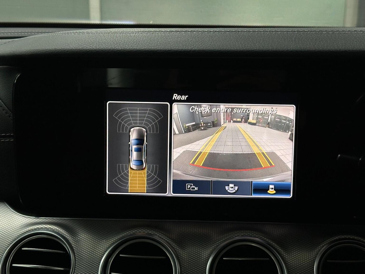 Used Mercedes-Benz E Class 2017 for sale - 76712709: Photo 28