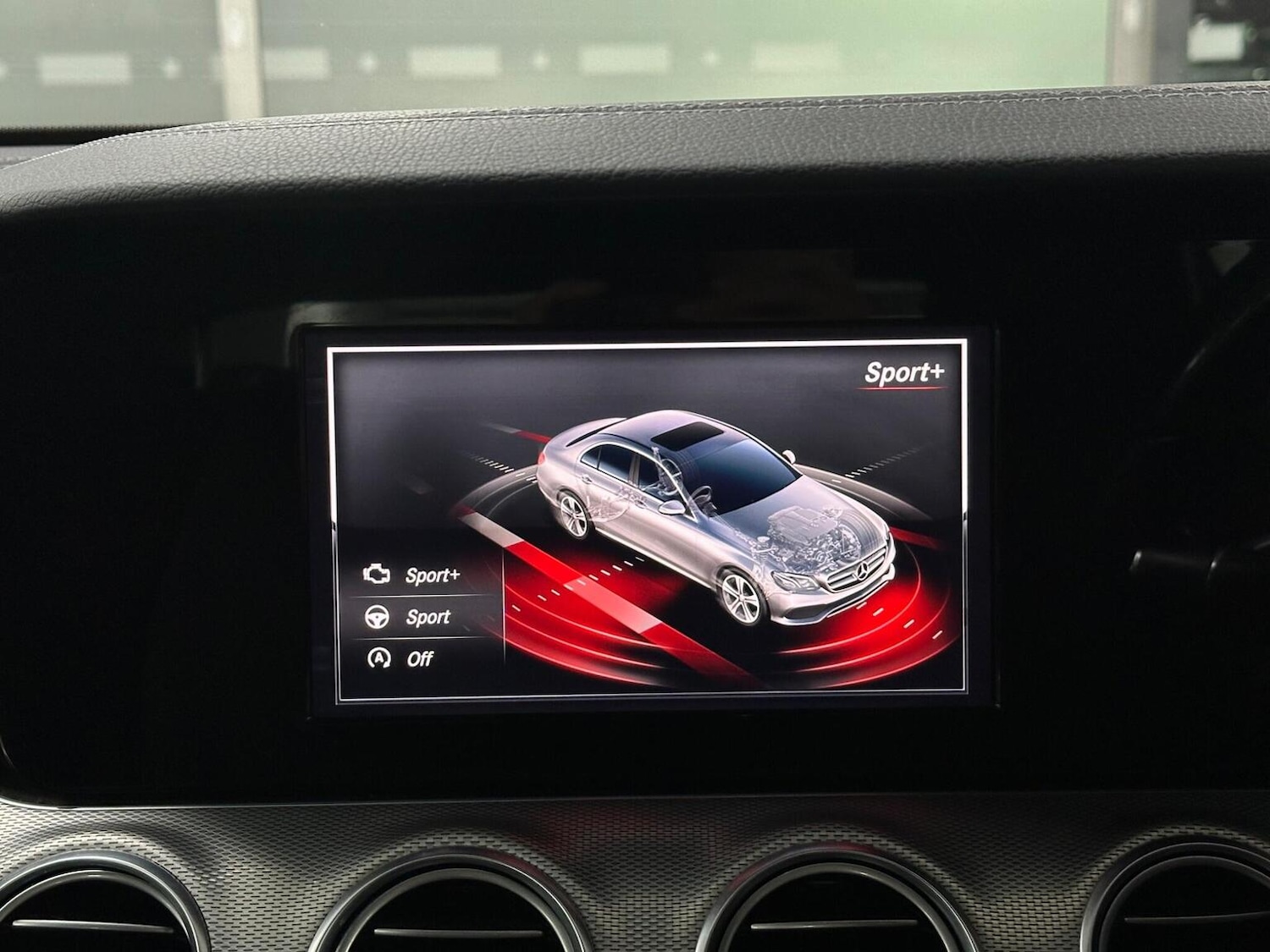 Used Mercedes-Benz E Class 2017 for sale - 76712709: Photo 29