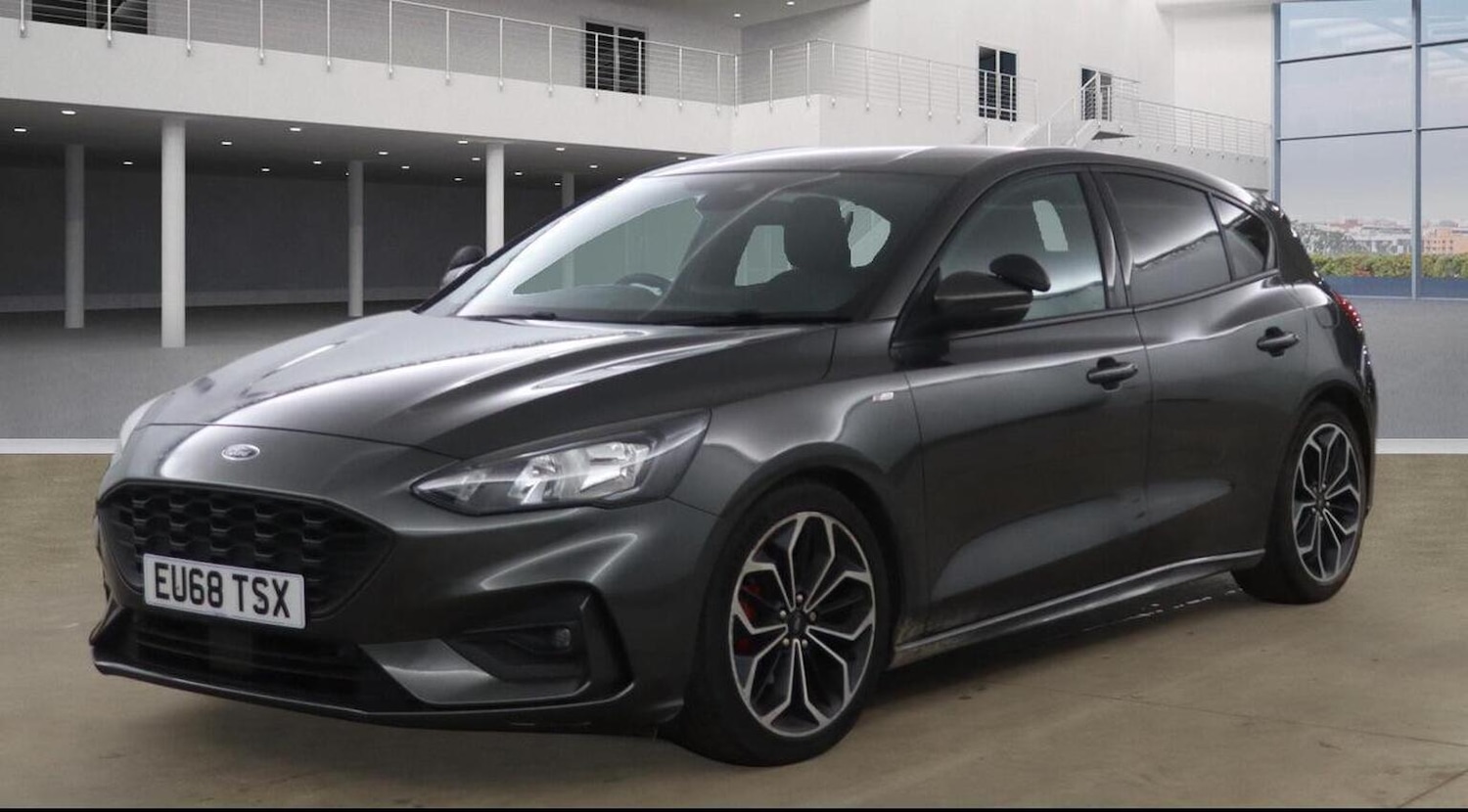 Used Ford Focus 2019 for sale - 76924335: Photo 2