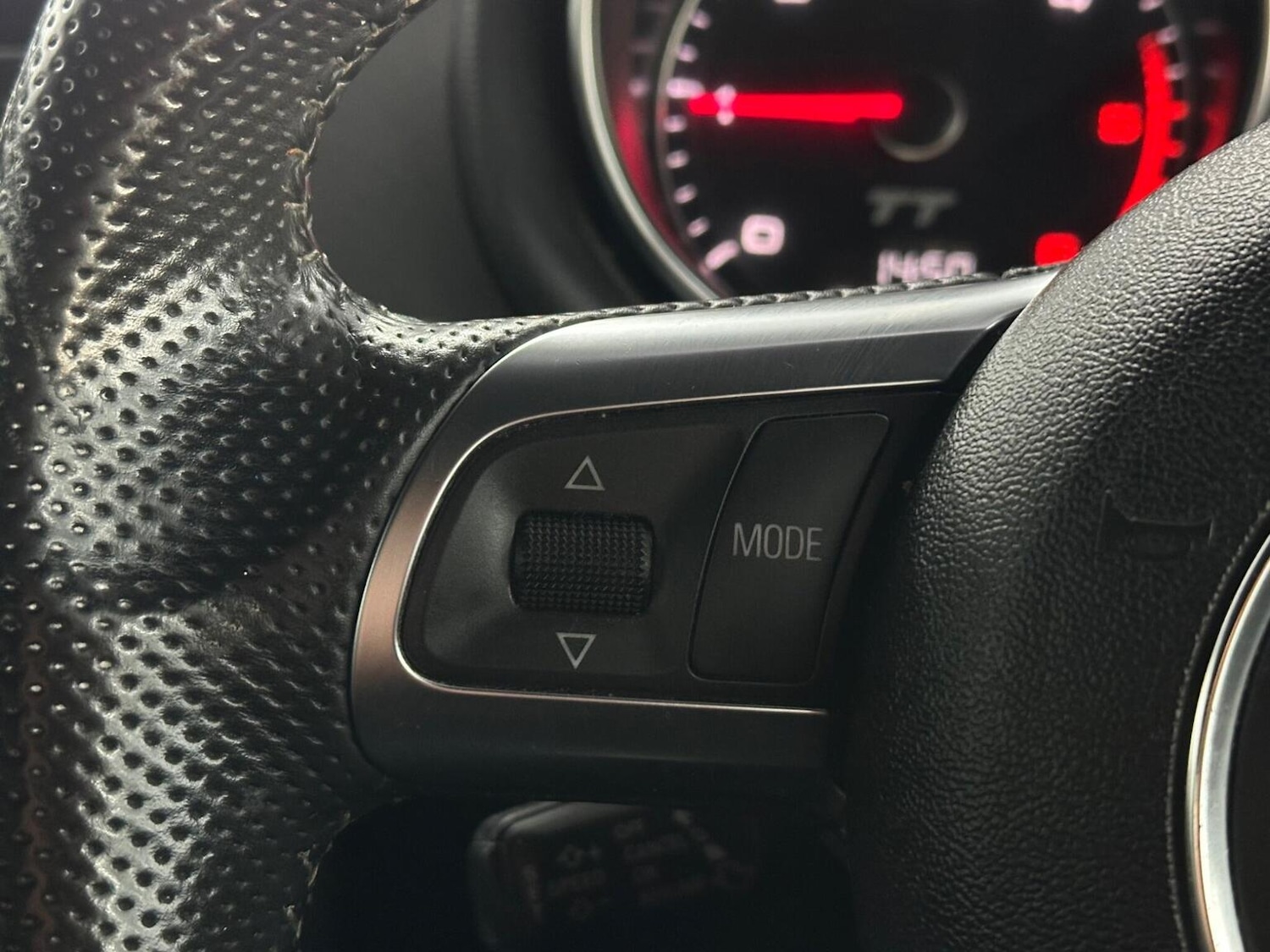 Used Audi TT 2013 for sale - 76656261: Photo 15