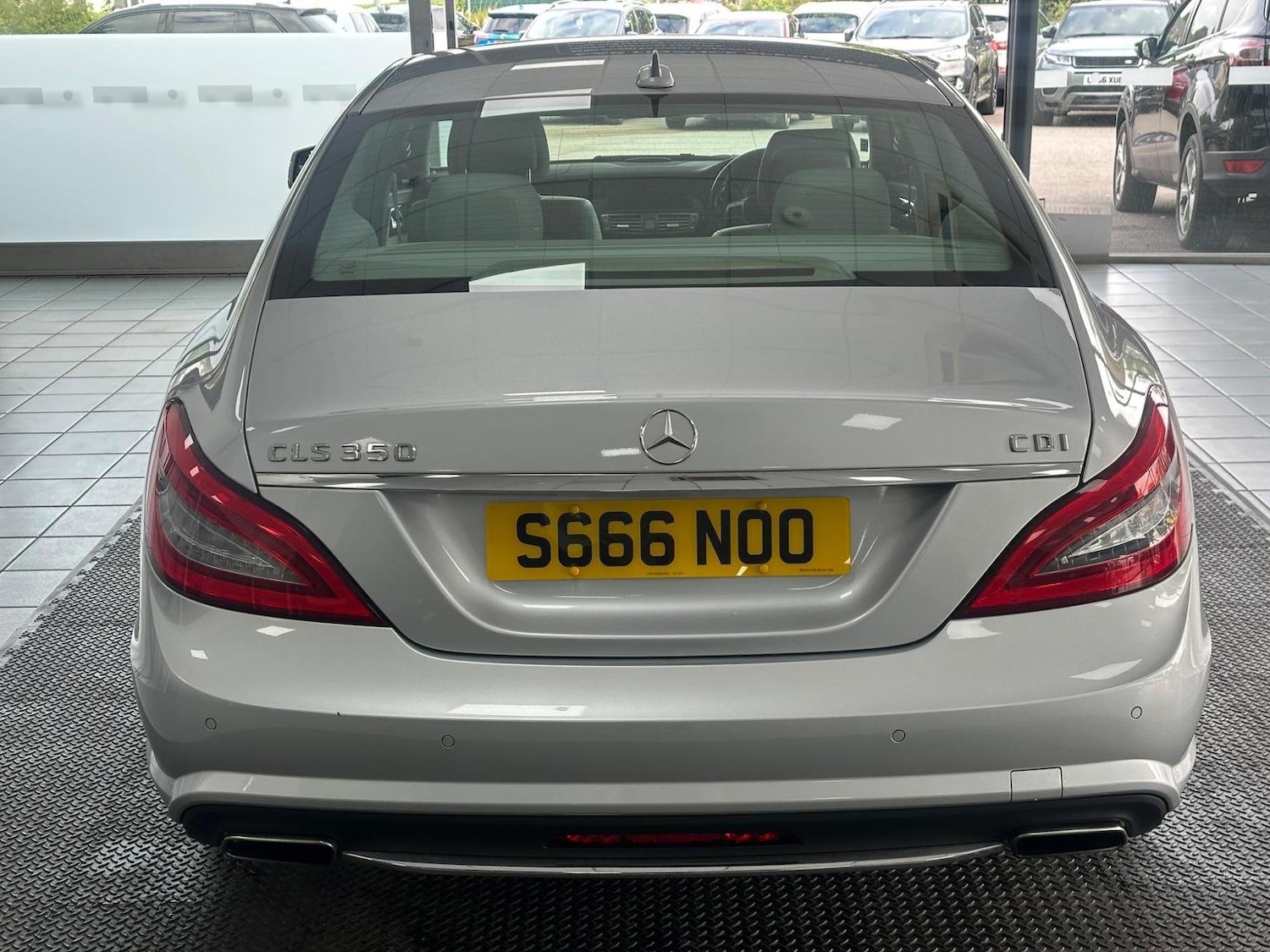 Used Mercedes-Benz CLS 2011 for sale - 76794266: Photo 12