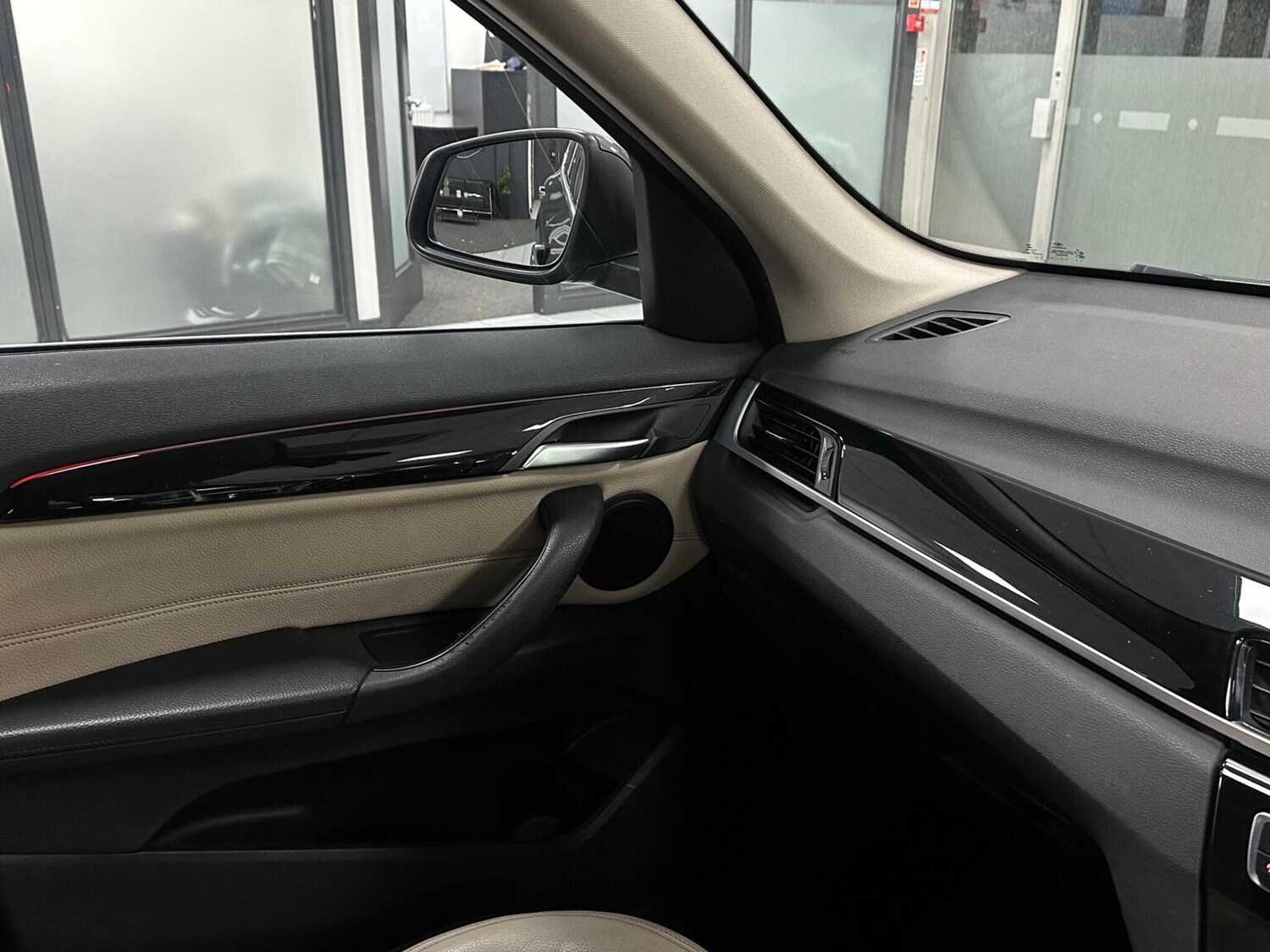 Used BMW X1 2015 for sale - 76656152: Photo 30