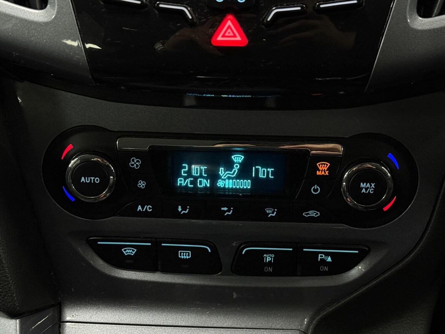 Used Ford Focus 2014 for sale - 76656203: Photo 23