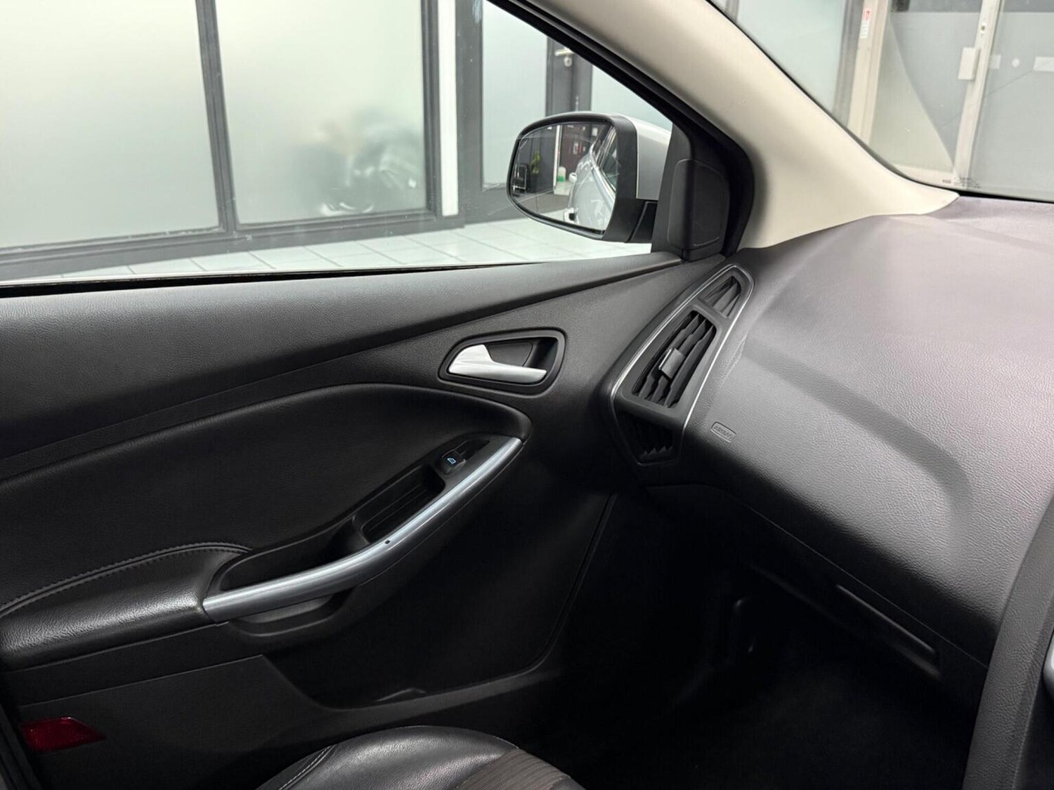 Used Ford Focus 2014 for sale - 76656203: Photo 26