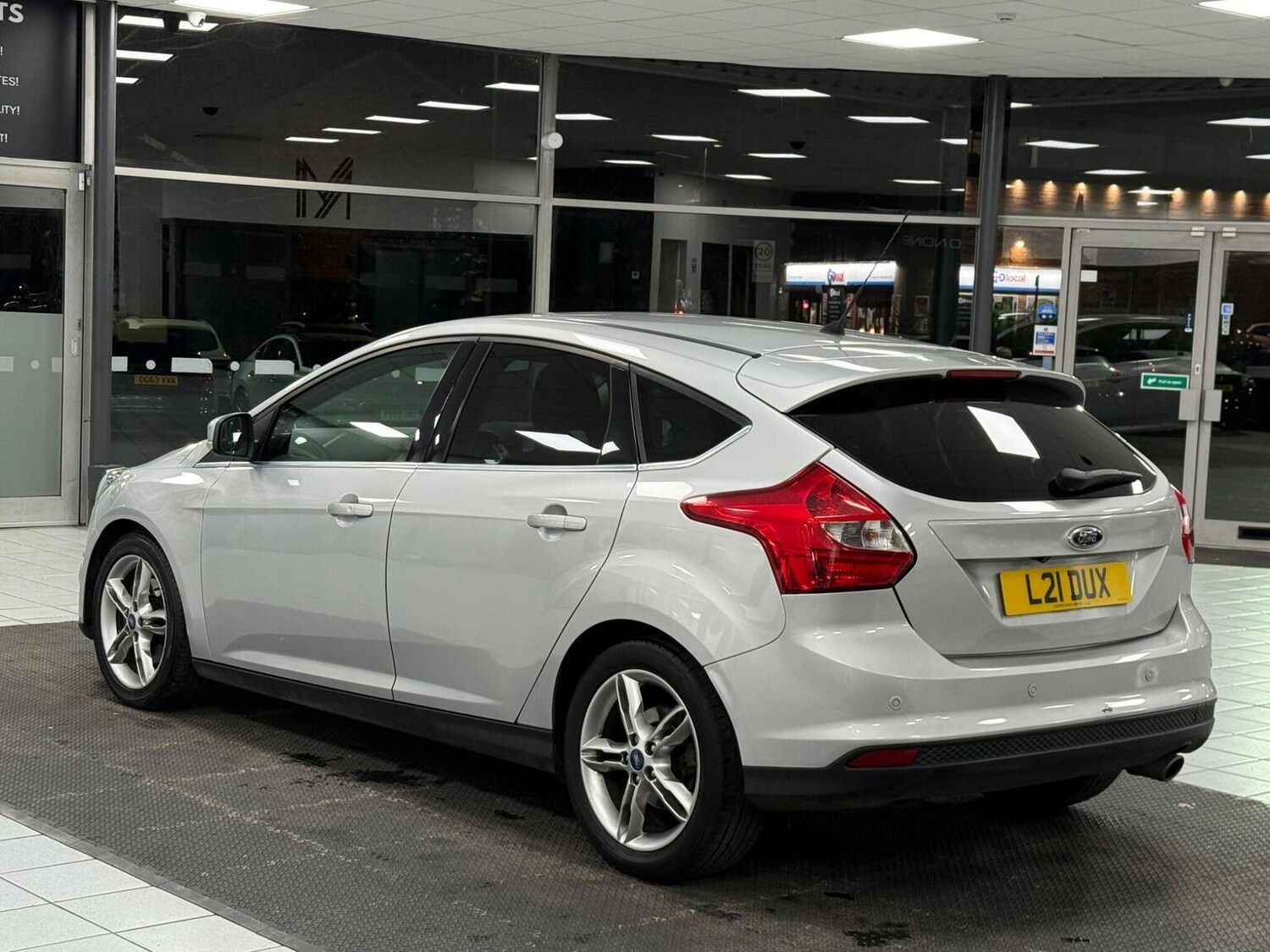 Used Ford Focus 2014 for sale - 76656203: Photo 8