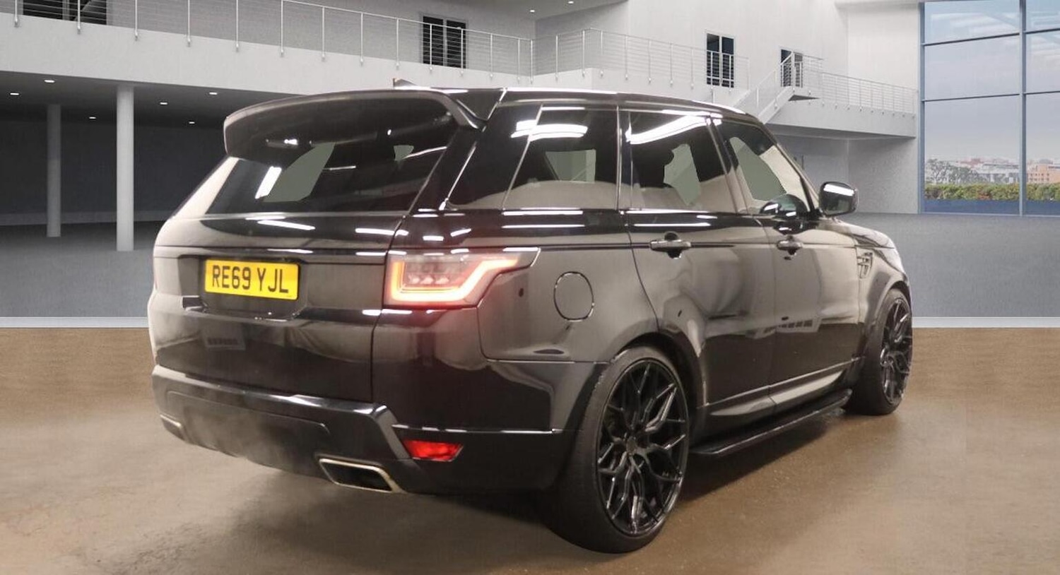 Used Land Rover Range Rover Sport 2019 for sale - 77213474: Photo 4