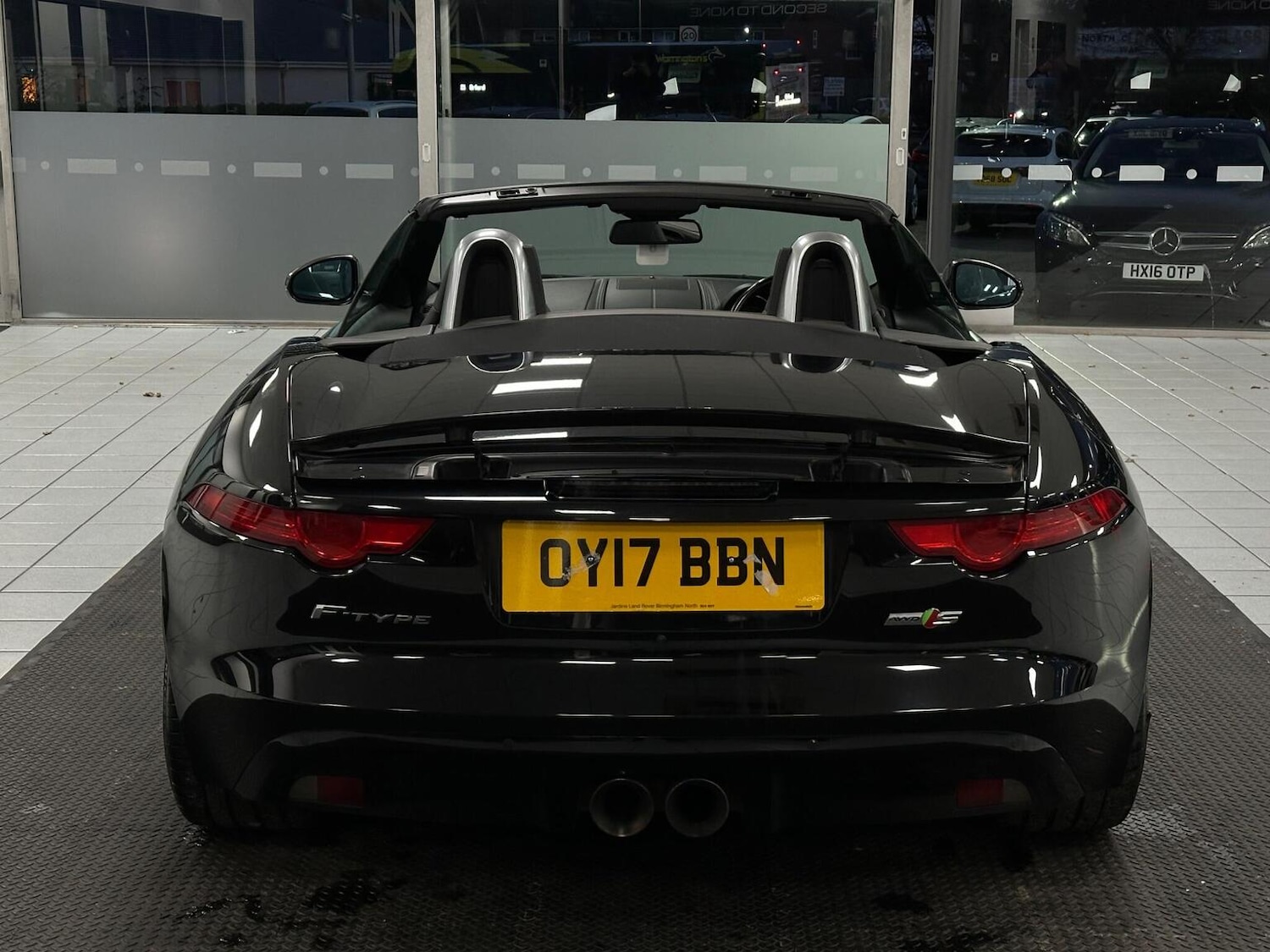 Used Jaguar F-Type 2017 for sale - 76656136: Photo 12