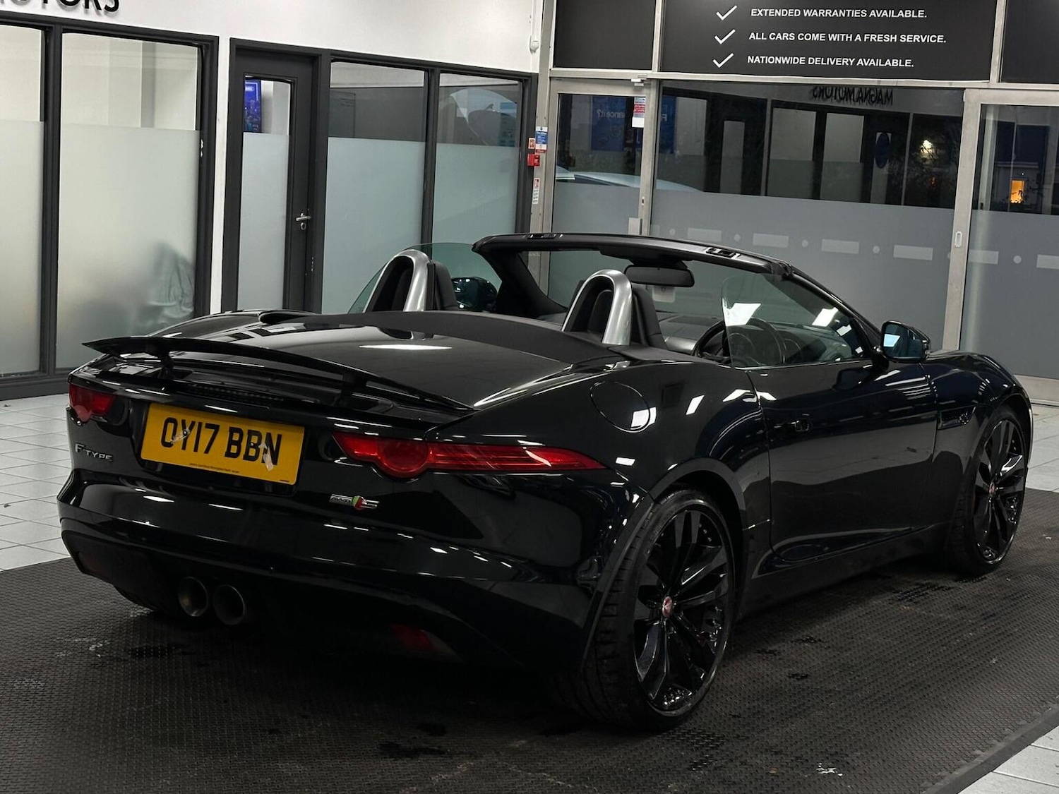 Used Jaguar F-Type 2017 for sale - 76656136: Photo 15