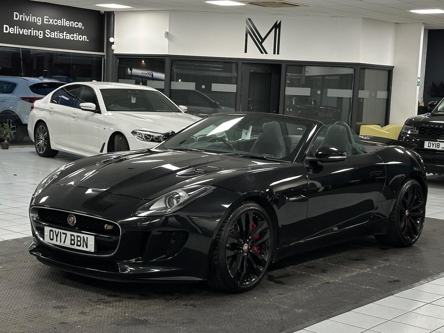 Used Jaguar F-Type 2017 for sale - 76656136: Photo 5