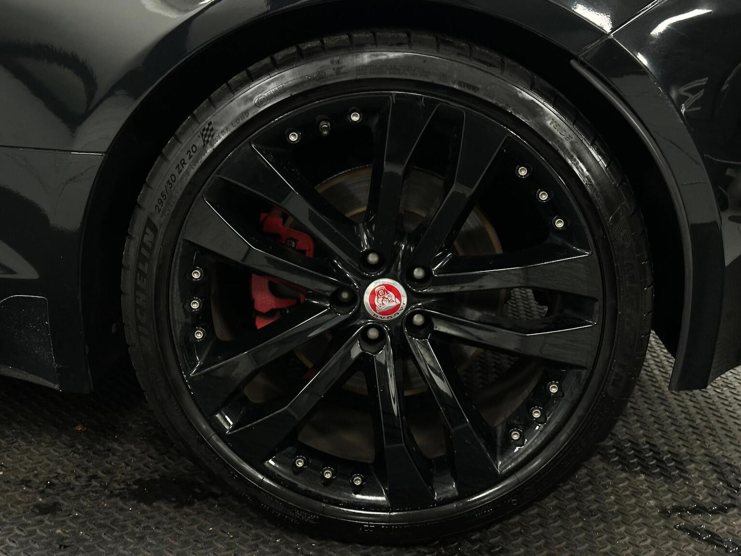 Used Jaguar F-Type 2017 for sale - 76656136: Photo 8