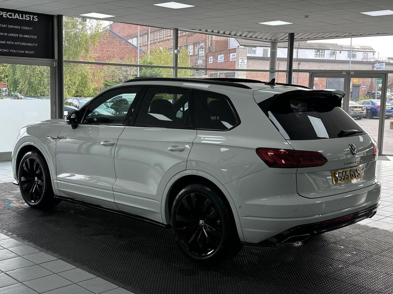 Used Volkswagen Touareg 2022 for sale - 76656254: Photo 10