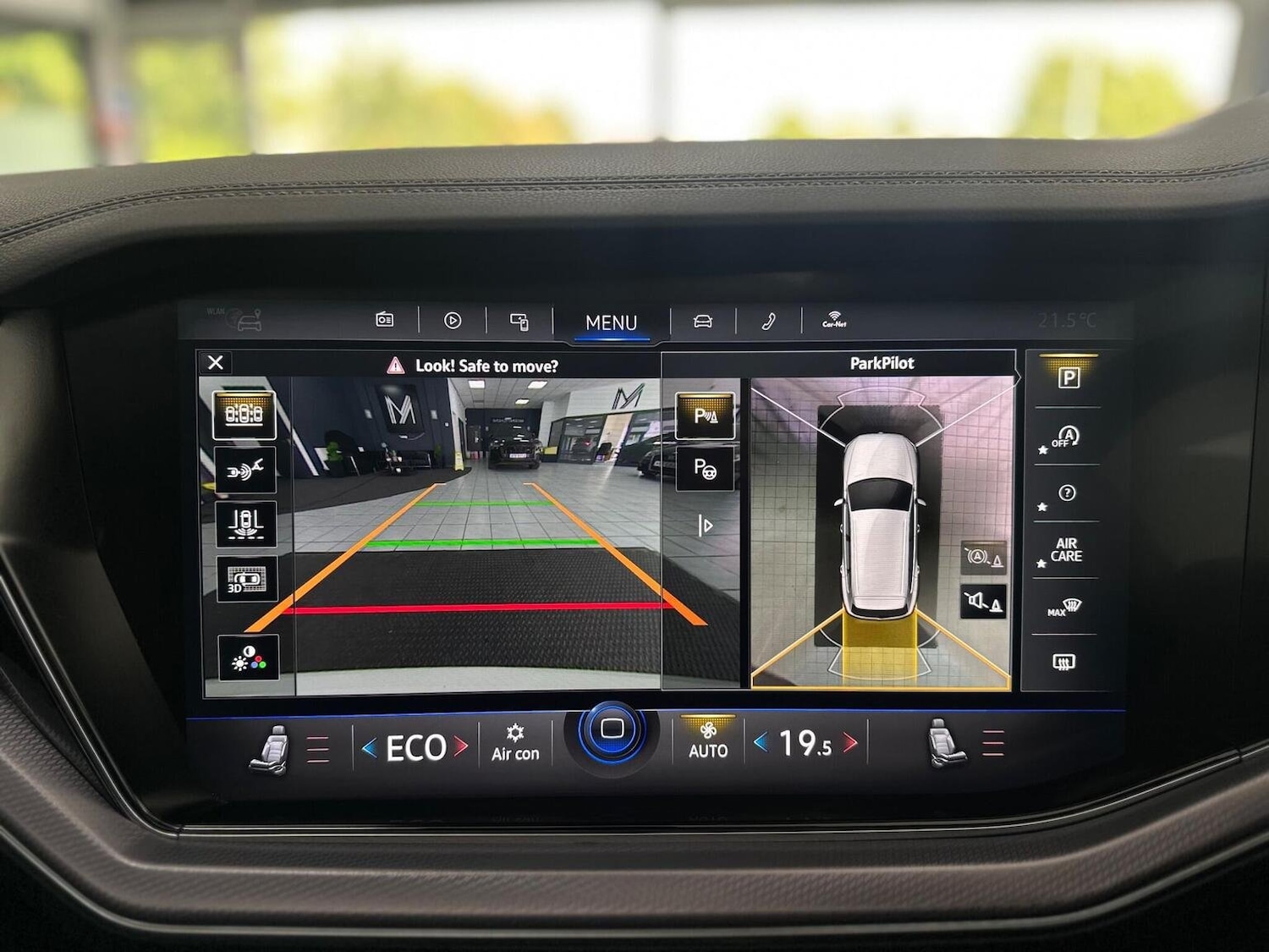 Used Volkswagen Touareg 2022 for sale - 76656254: Photo 32