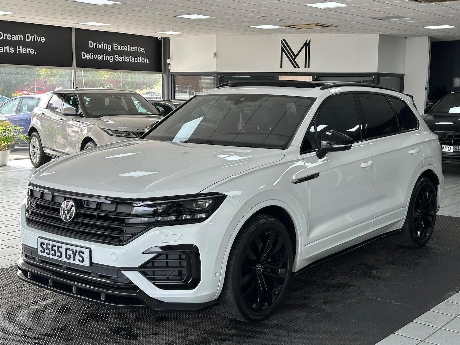 Used Volkswagen Touareg 2022 for sale - 76656254: Photo 7