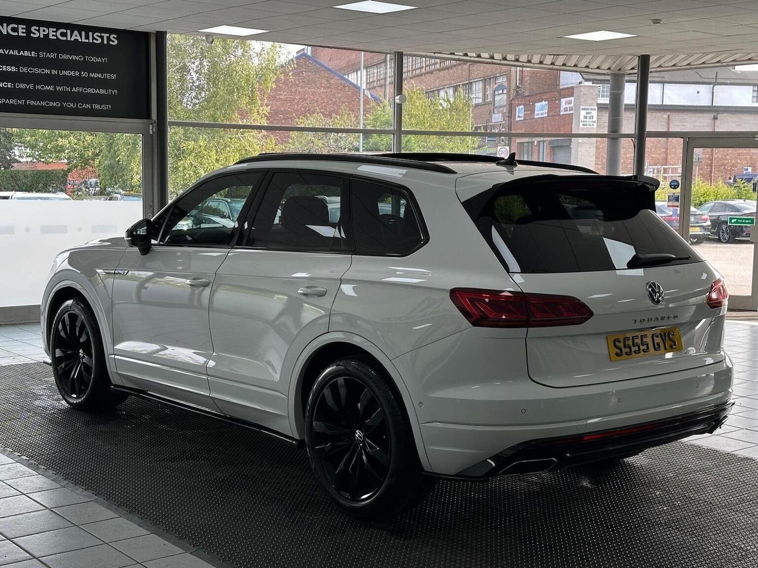 Used Volkswagen Touareg 2022 for sale - 76656254: Photo 9