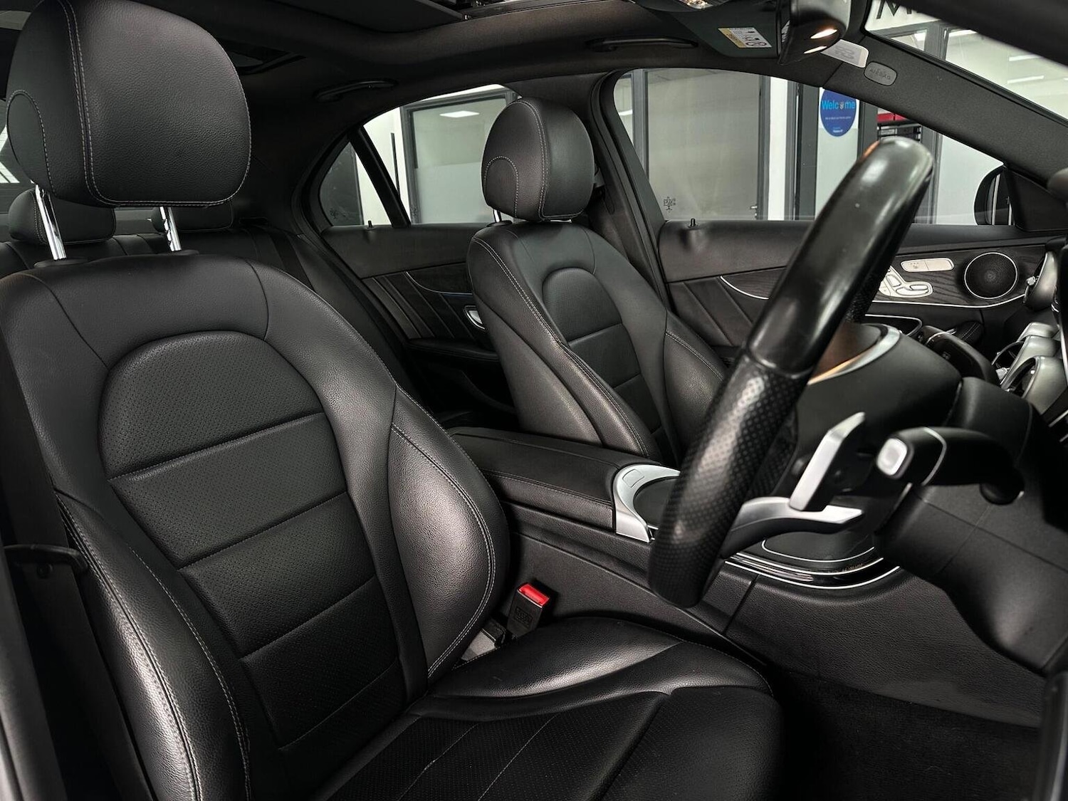 Used Mercedes-Benz C Class 2018 for sale - 76877540: Photo 19