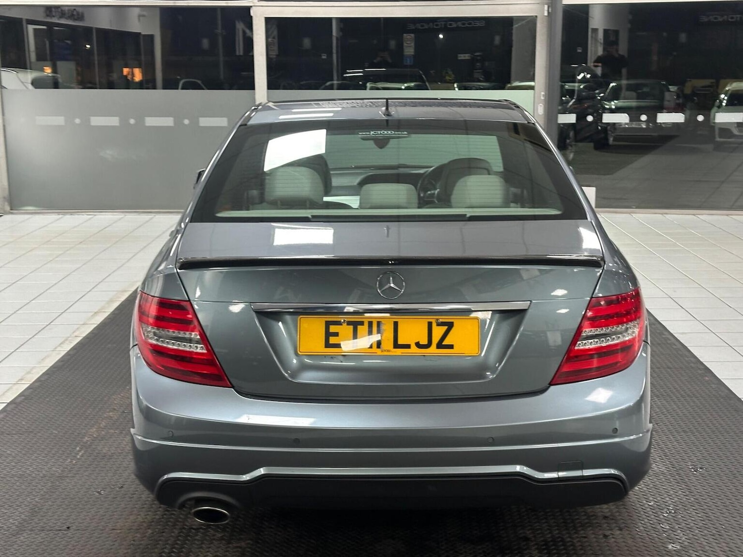 Used Mercedes-Benz C Class 2011 for sale - 76656017: Photo 11