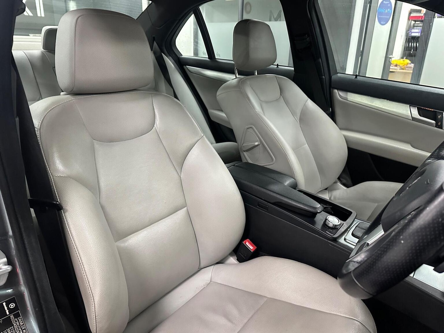 Used Mercedes-Benz C Class 2011 for sale - 76656017: Photo 22