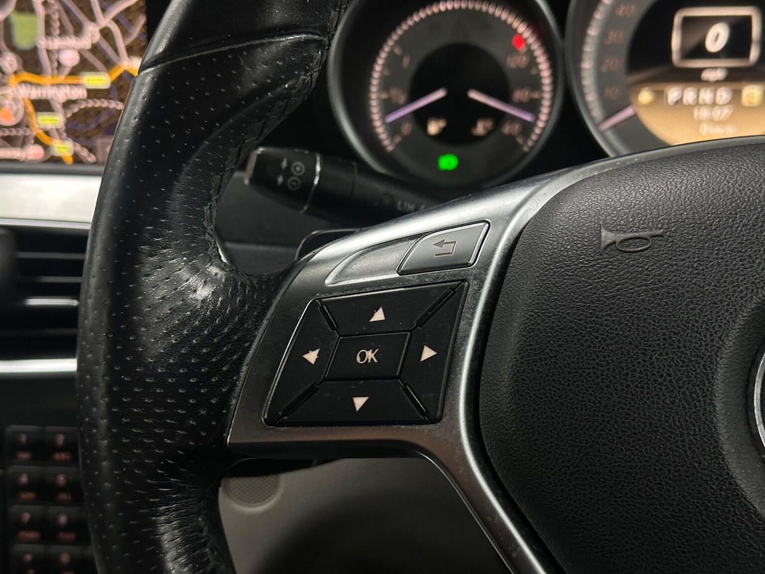 Used Mercedes-Benz C Class 2011 for sale - 76656017: Photo 25