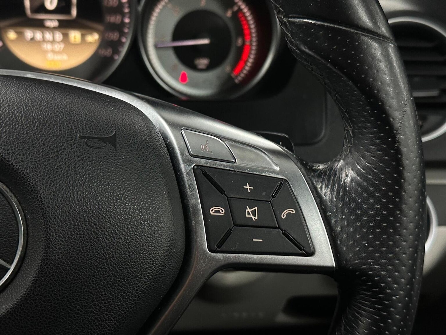 Used Mercedes-Benz C Class 2011 for sale - 76656017: Photo 26