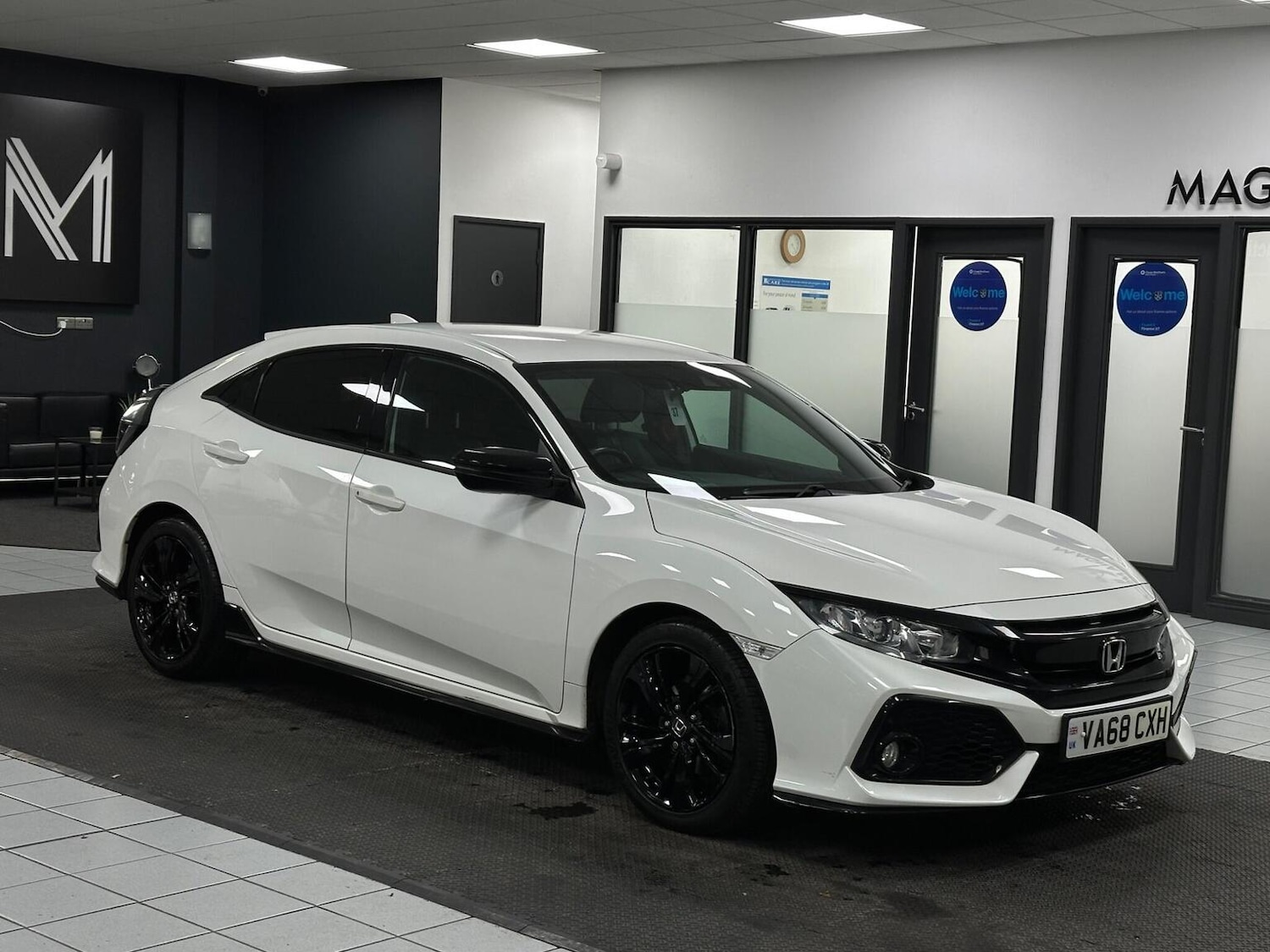 Used Honda Civic 2019 for sale - 76656086: Photo 2