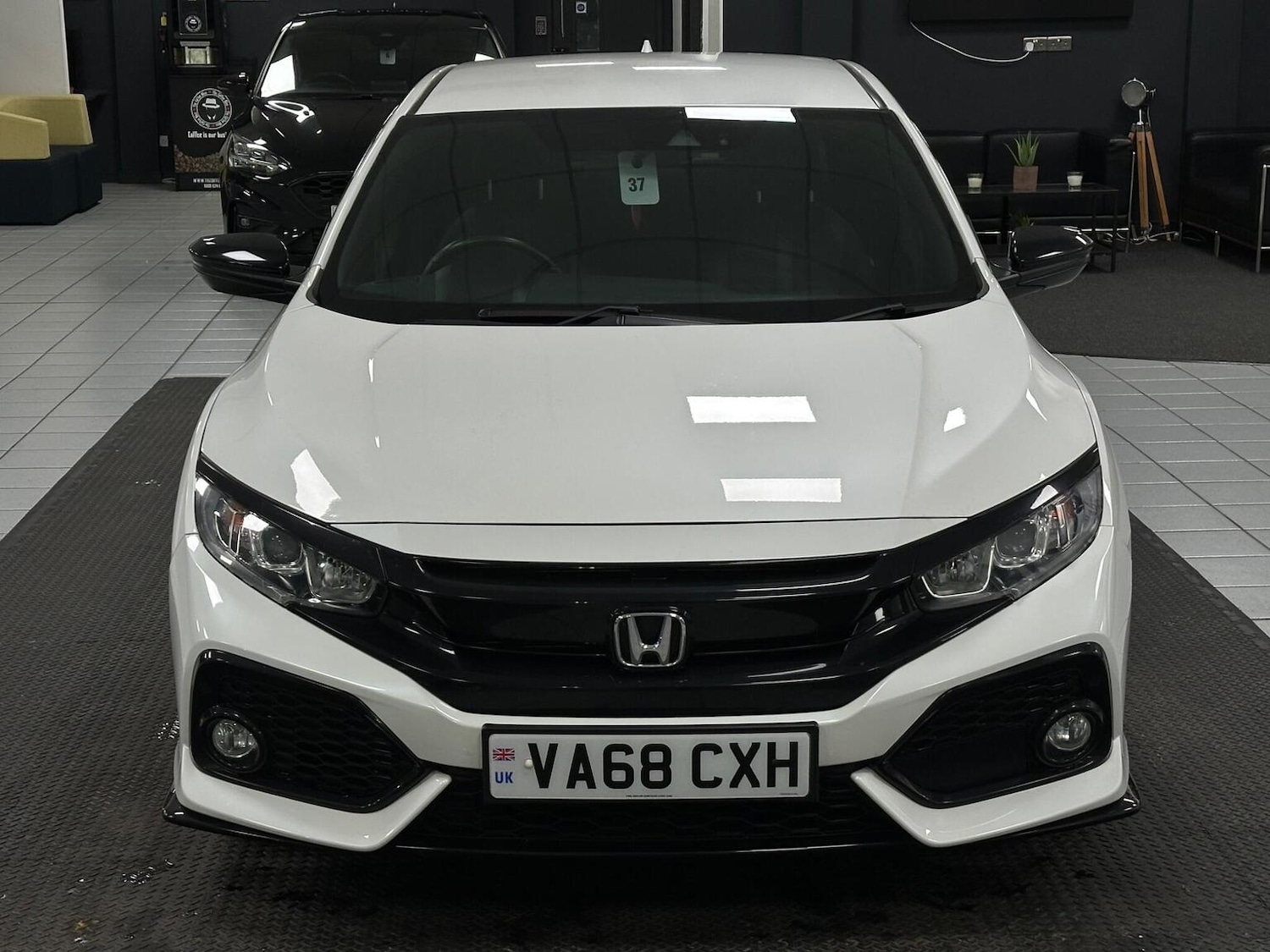 Used Honda Civic 2019 for sale - 76656086: Photo 4
